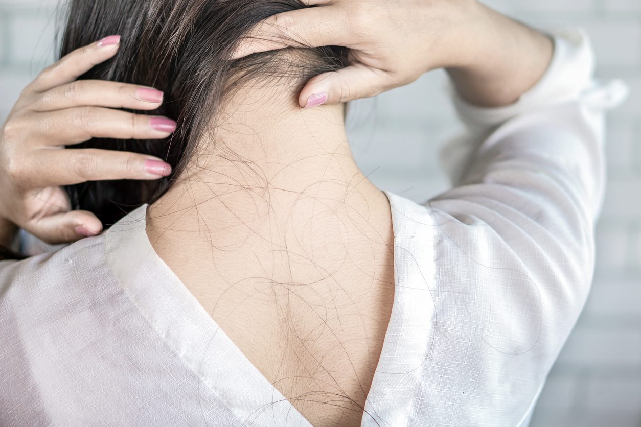 قد يقع شعرك بعد 3 أشهر من ظرف نفسي صعب.. ما العلاقة بين الإجهاد وتساقط الشعر؟