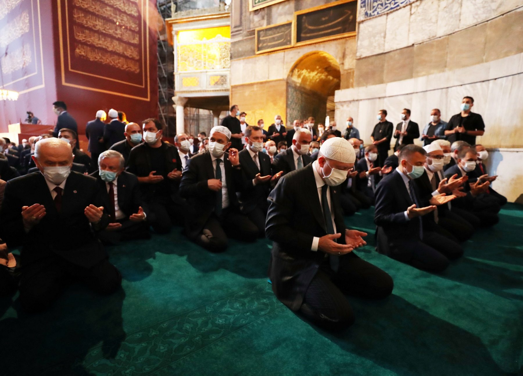 بعد أدائه أول صلاة في آيا صوفيا.. أردوغان: سيظل المسجد يستقطب الناس من كافة الأديان