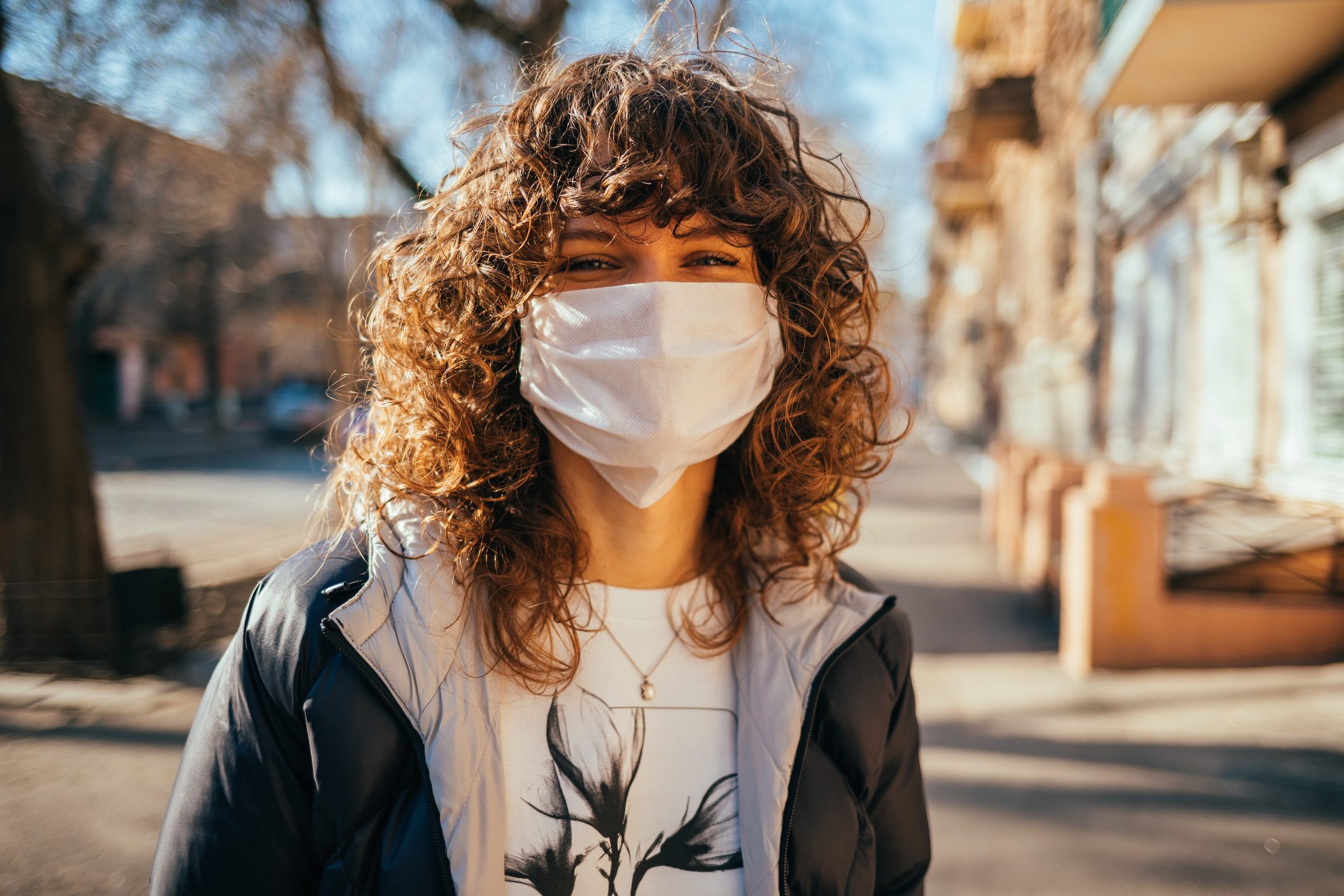 6 نصائح للتخلص من حساسية الوجه الناتجة عن ارتداء الكمامة طوال اليوم