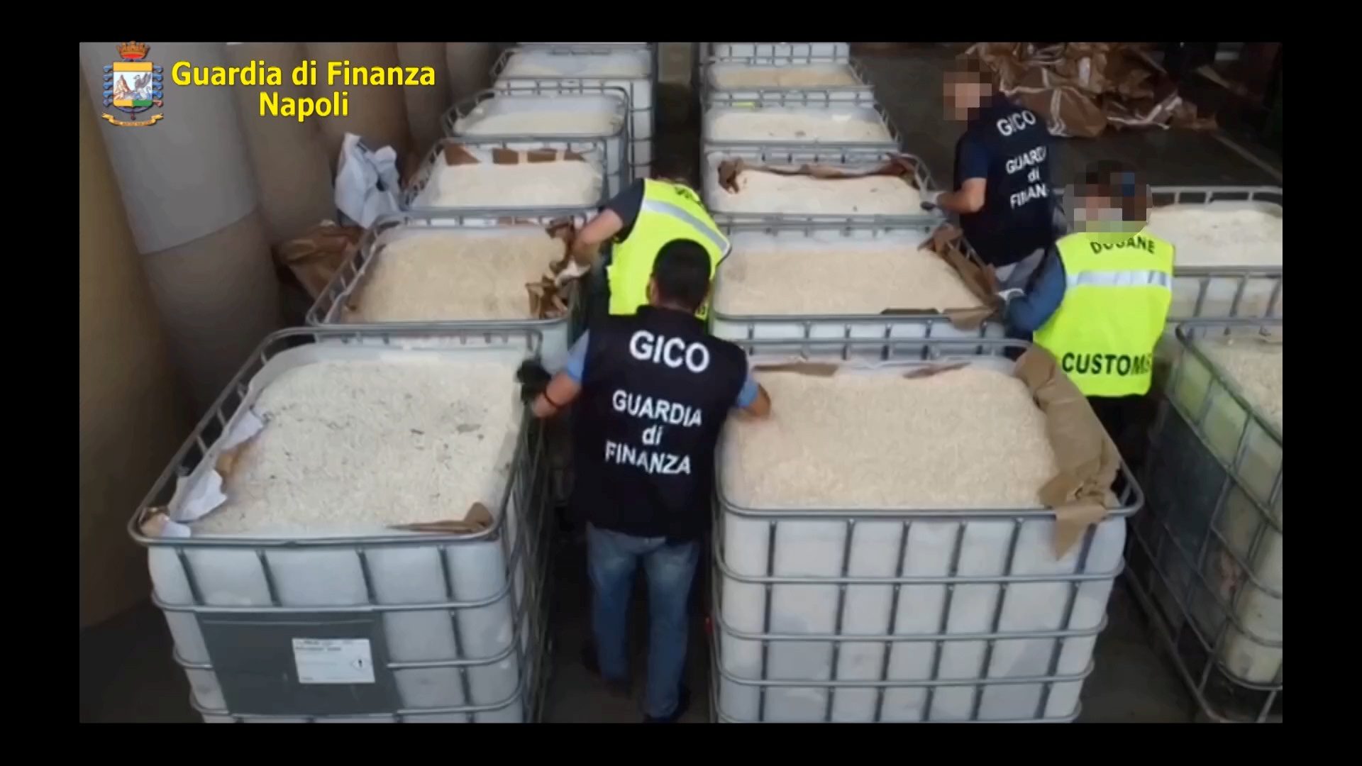 يستعملها مقاتلو داعش خلال معاركهم.. إيطاليا تضبط  14 طناً من الأقراص المخدرة قادمة من سوريا