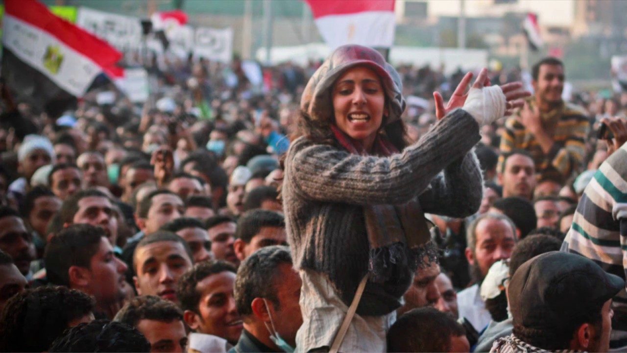 زوجان اتفقنا على ثورة يناير وتطلقا بسبب 30 يونيو.. الاختلاف حول إنجازات السيسي لا يزال يقسم البيوت المصرية