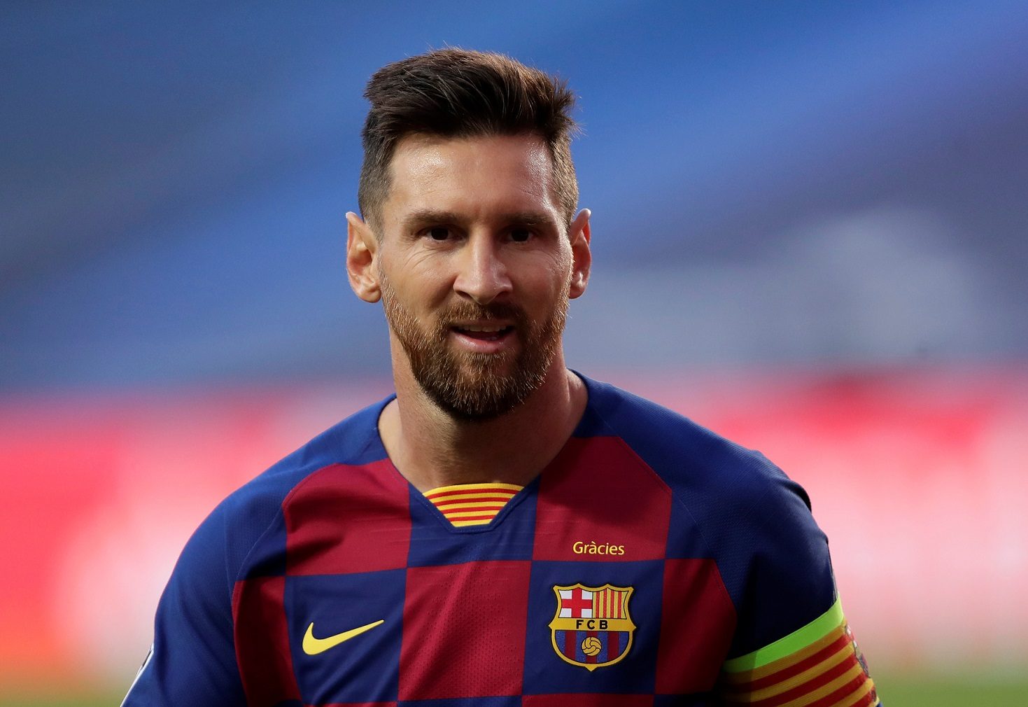 ميسي يقاطع تدريبات برشلونة (رويترز)
