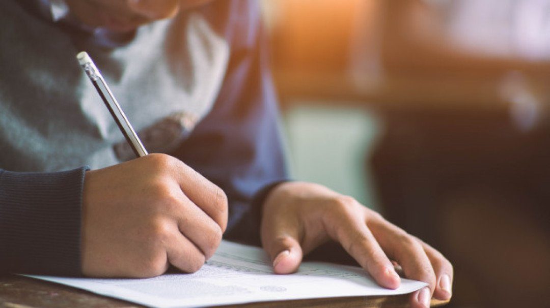 بعد إلغائه في مصر لمدة عام.. تعرف على اختبار السات وطريقة التحضير له