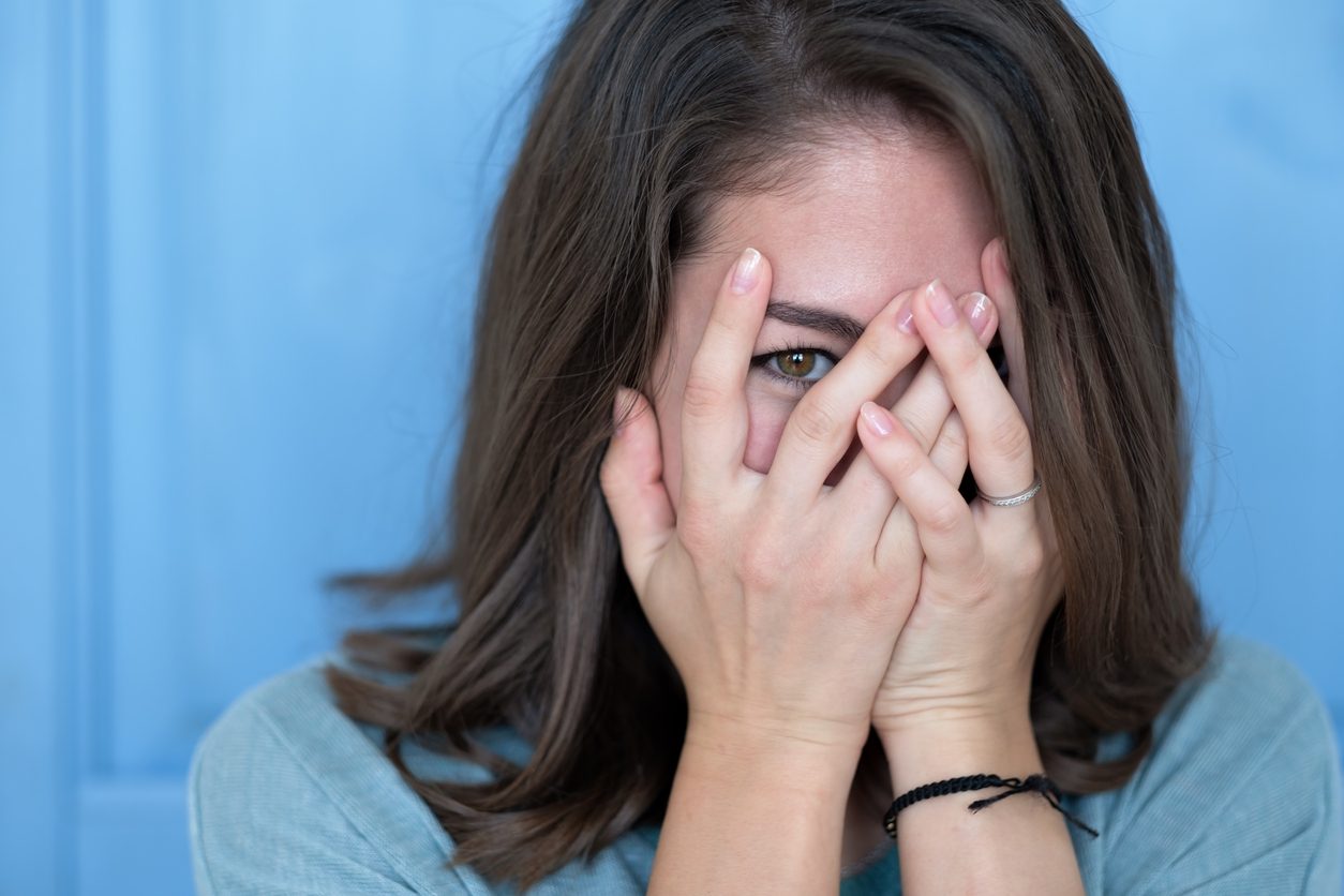 لا يدل دائماً على الخجل أو الإحراج.. 11 مشكلة صحية قد يكون احمرار الوجه أحد أعراضها