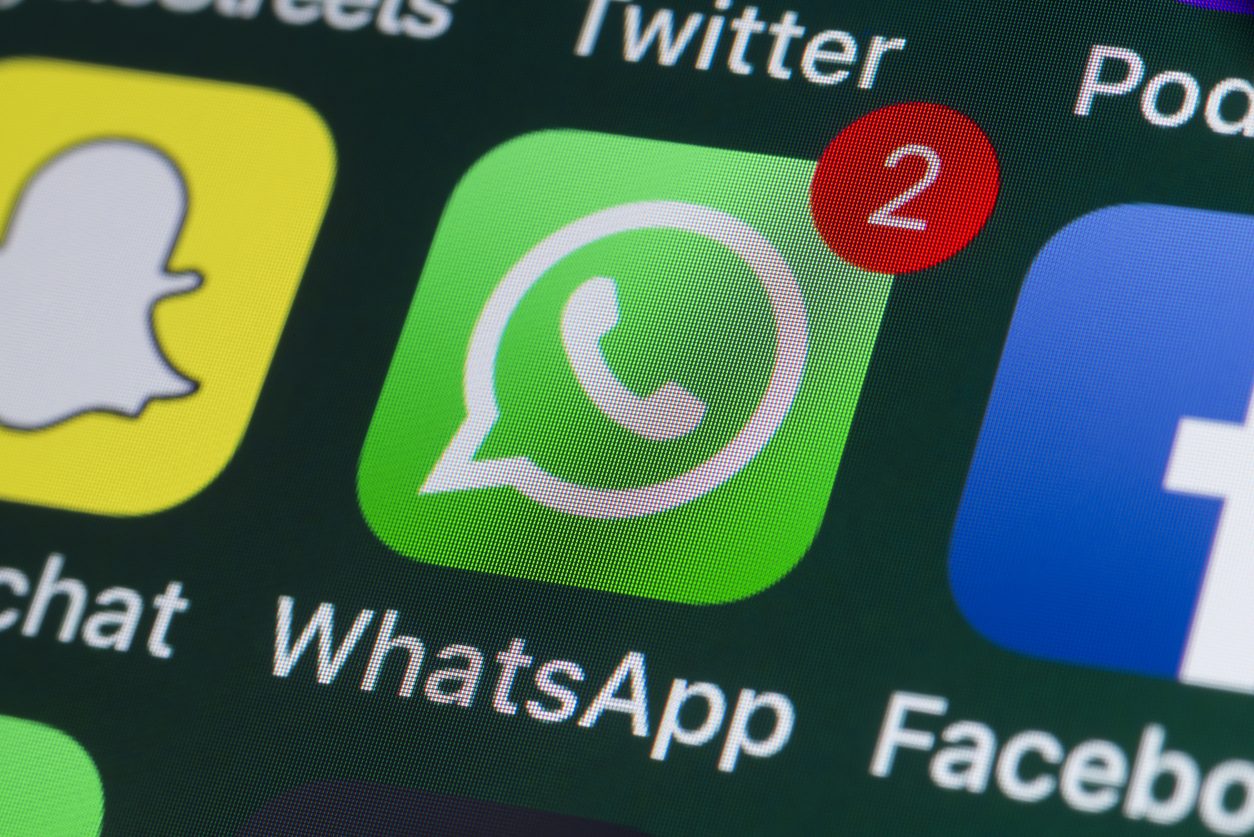 حذف تطبيق WhatsApp