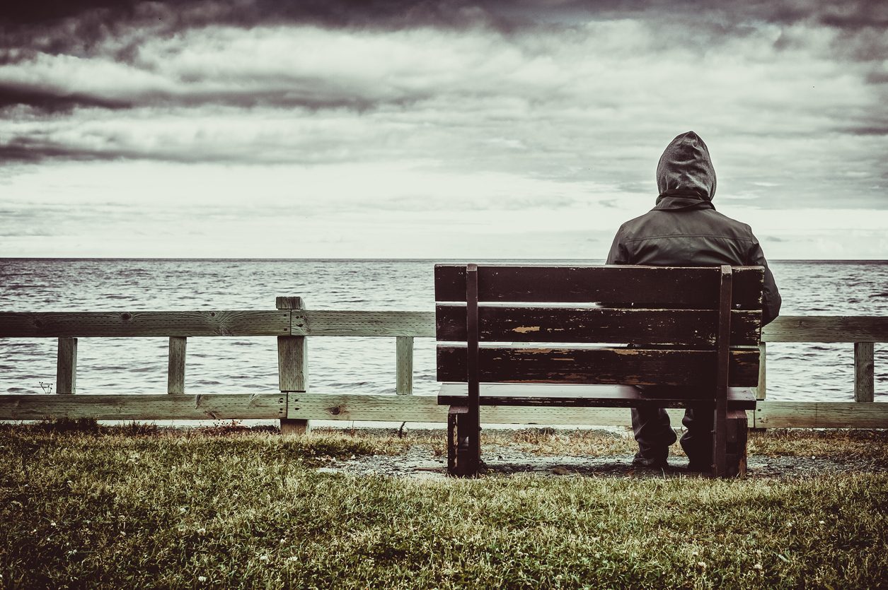 “لماذا ما زلتَ أعزب؟” 9 ردود مناسبة على السؤال الأكثر إحراجاً