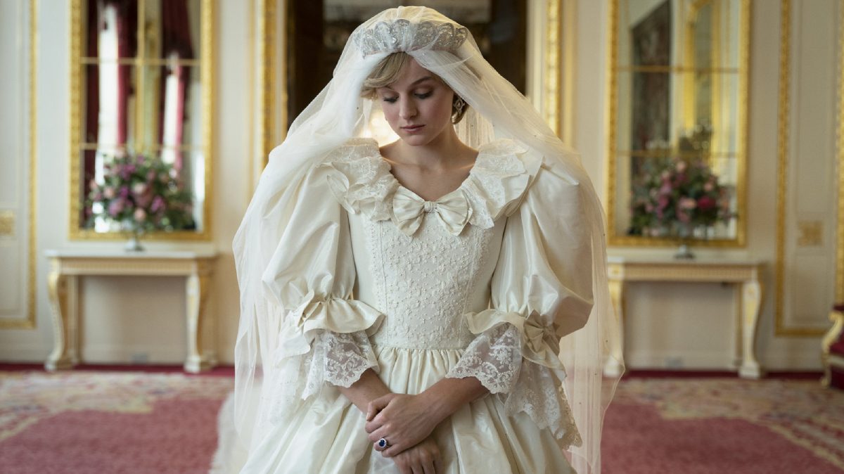 بجانب ضعف تشارلز وأنانية حبيبته، ما الذي أخطأت فيه الأميرة ديانا؟ مسلسل The Crown يكشف الكثير من خبايا القصر