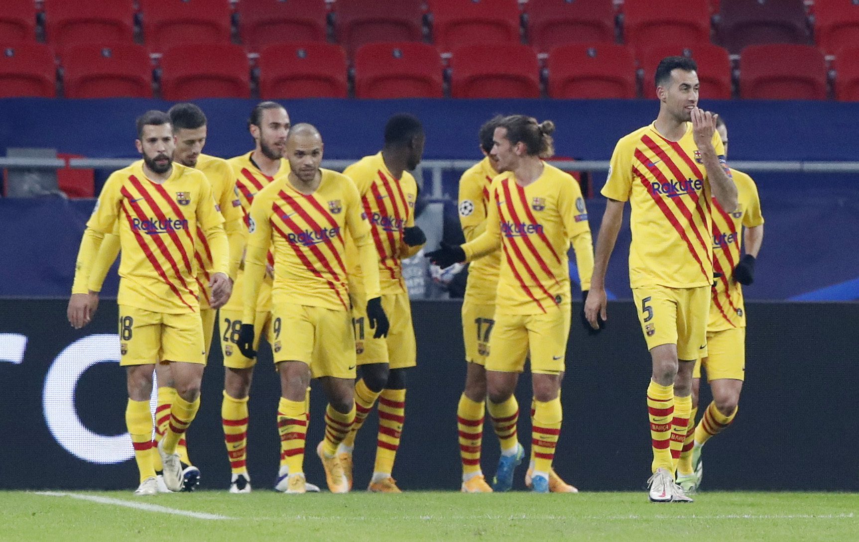 5 لاعبين لم يعُد لهم مكان في برشلونة