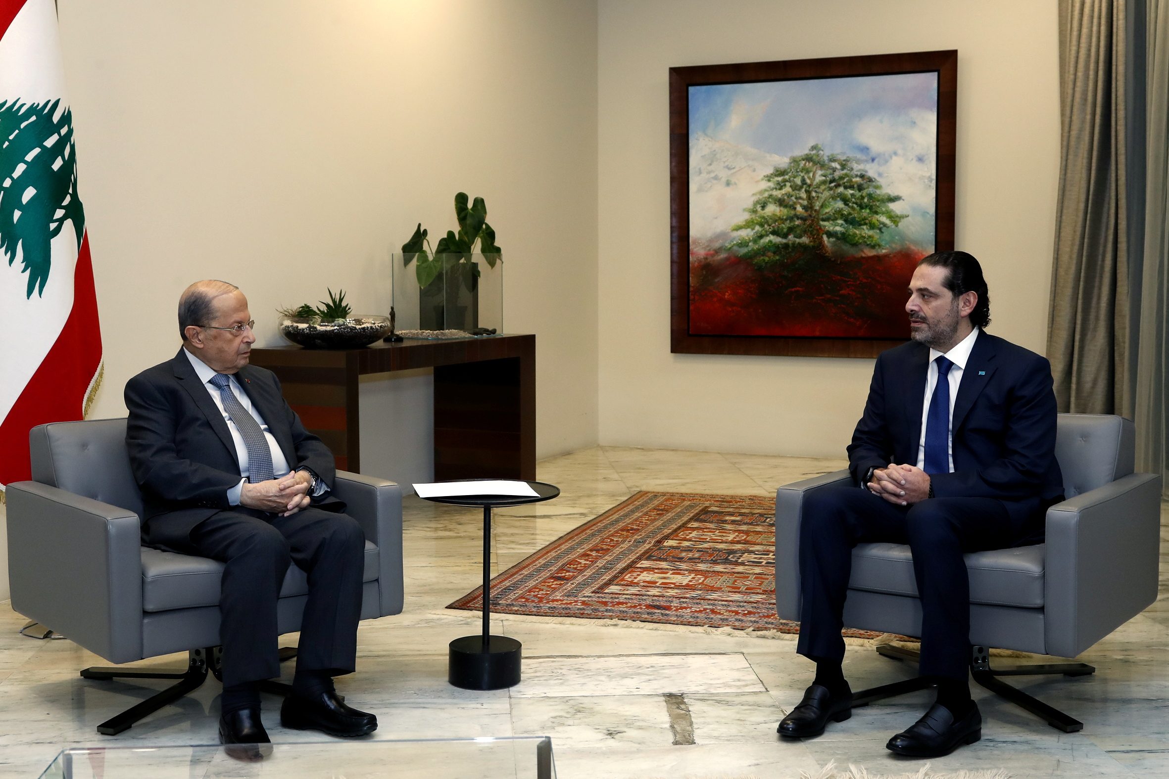 عون والحريري يتبادلان الاتهامات بسبب الحكومة الجديدة/ رويترز