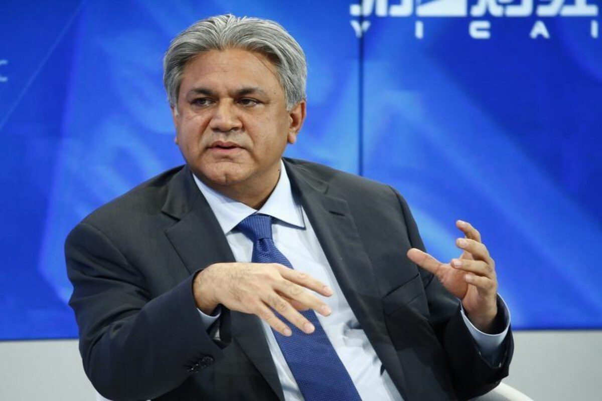 عارف نقفي مجموعة أبراج