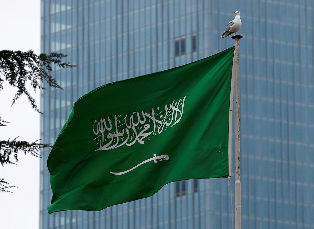 السعودية لبنان