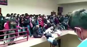 بوليفيا مقتل طلاب جامعة بعد انهيار شرفة