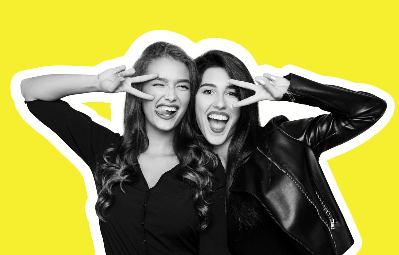 5 صيحات تجميل غريبة انطلقت من TikTok.. بينها تصفيف الحاجب باستخدام الصابون وتوضيح الهالات الداكنة!