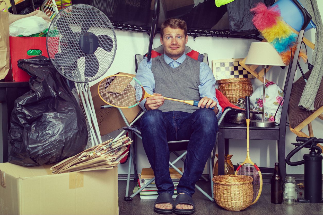 اضطراب الاكتناز ورهاب التخلّي.. لماذا نشعر بالضيق عند التخلص من المقتنيات غير المستعملة والقديمة؟