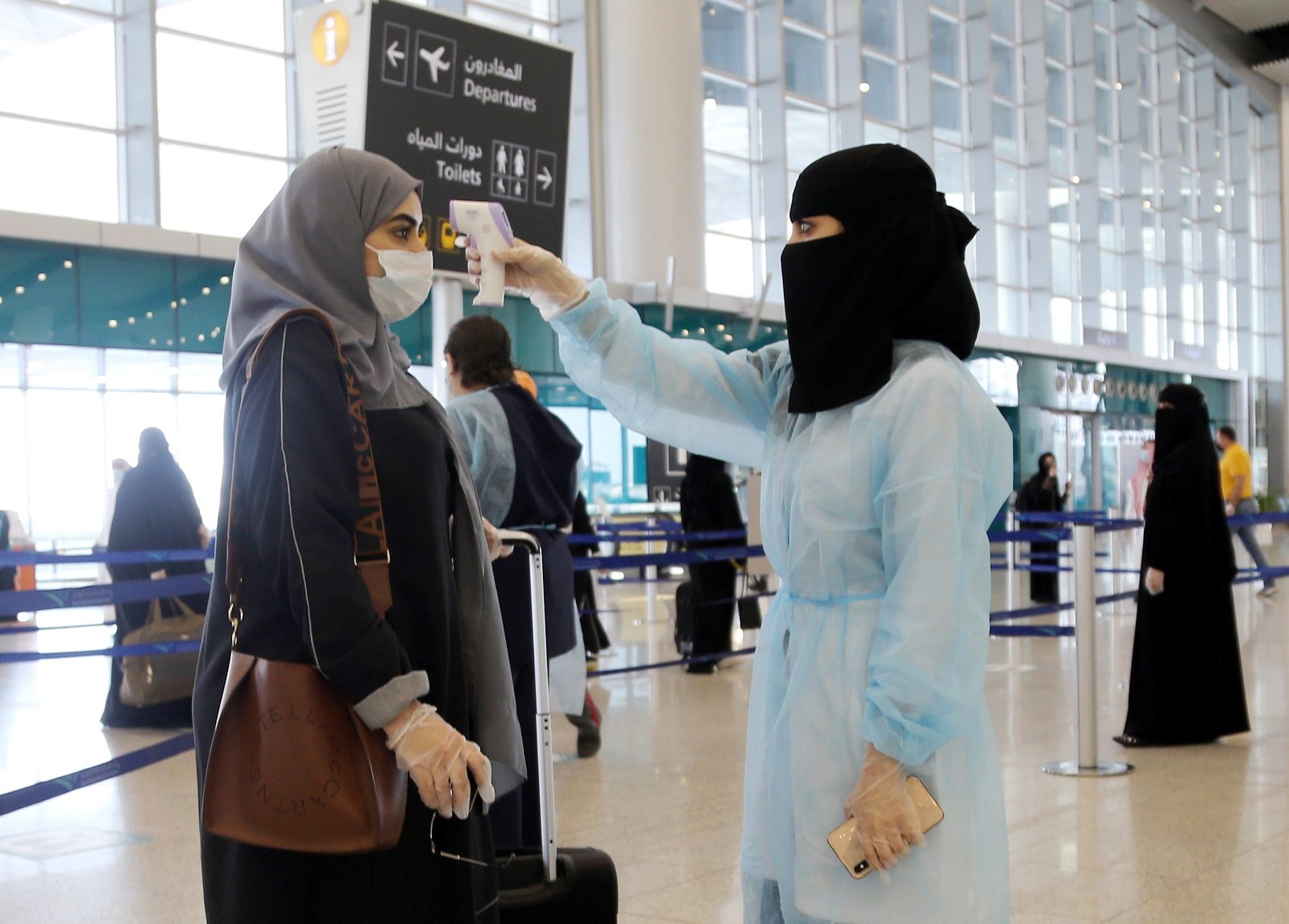 السعودية تفرض الحجر الصحي