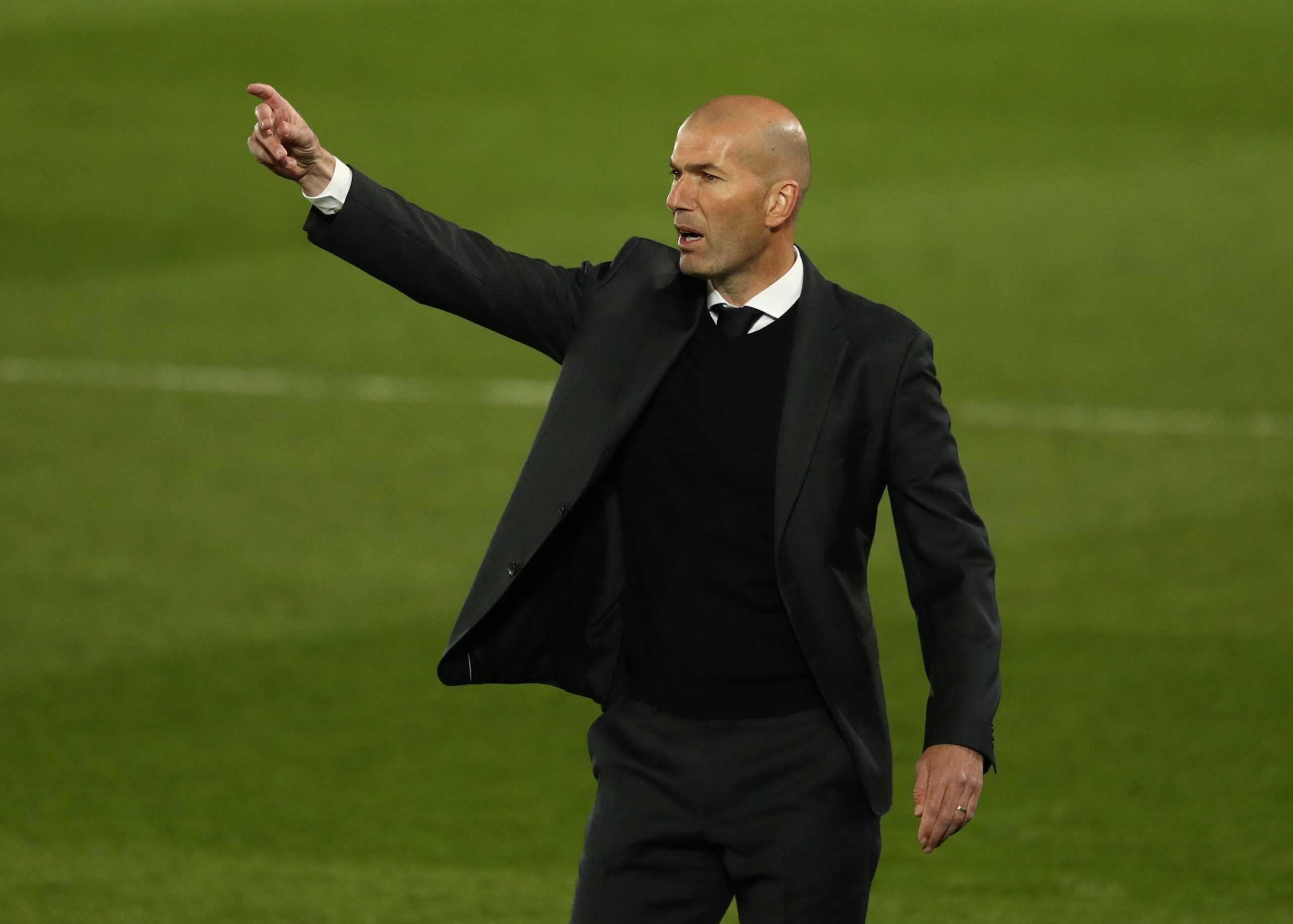 زيدان يدافع عن نفسه ويعترف بأحقية تشيلسي في الفوز على ريال مدريد