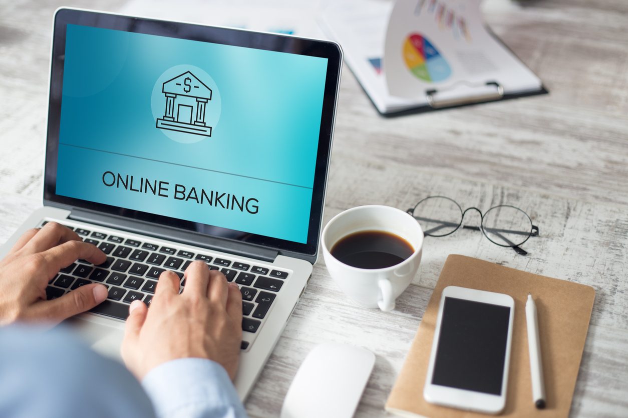 12 شيئاً عليك تجنبها تماماً عند استخدام الخدمات المصرفية عبر الإنترنت