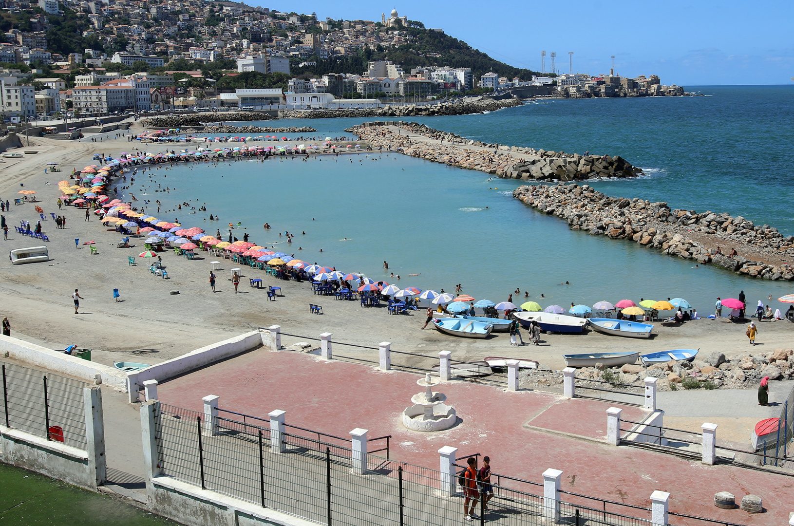 الجزائر حالات إغماء تنس