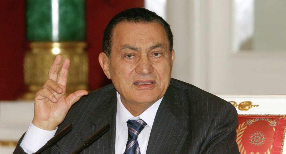 قاطع مبارك بريطانيا بسبب سوزان وغيَّر بوش خطة غزو العراق لحزازيات شخصية.. كيف يتخذ الرؤساء قراراتهم؟