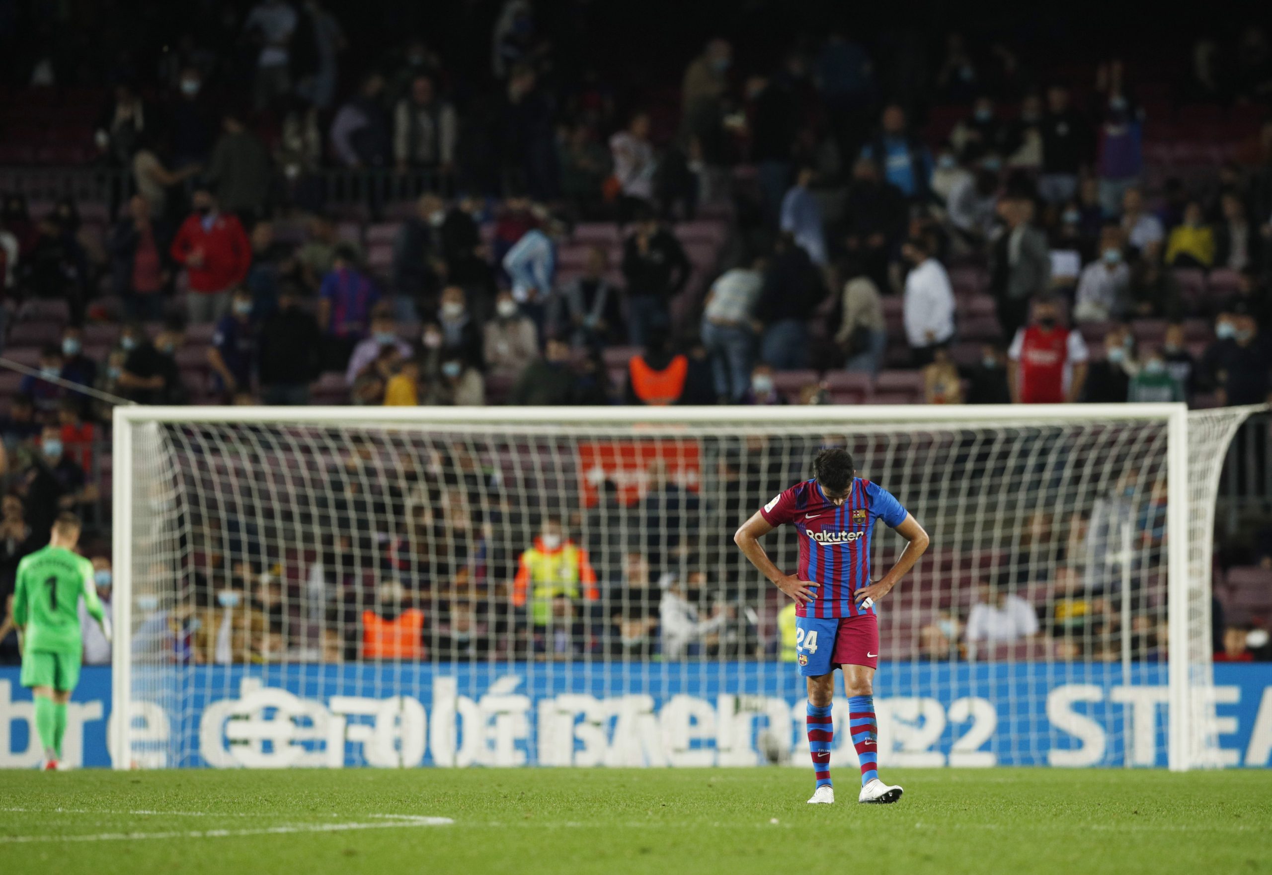 لماذا تغيير المدرب في برشلونة لا يكفي؟