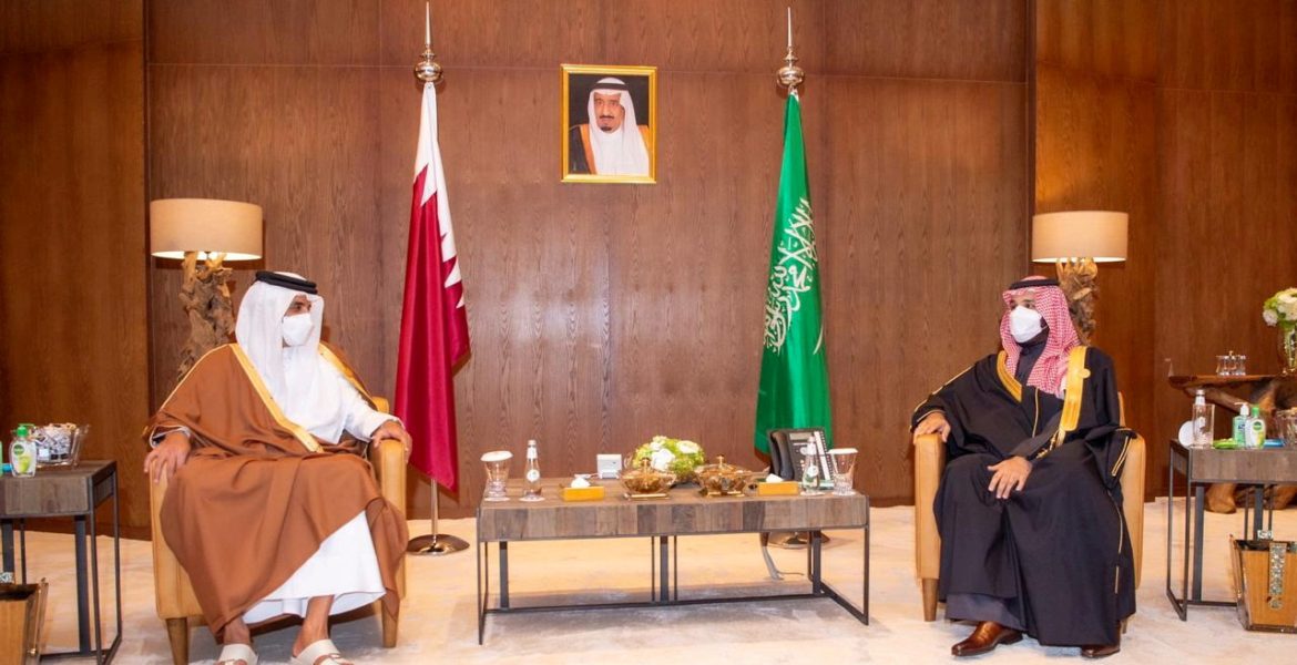 بدأت بإيران وإليها تعود.. قصة انطلاق القمم الخليجية وأهم قراراتها على مدار 40 عاماً