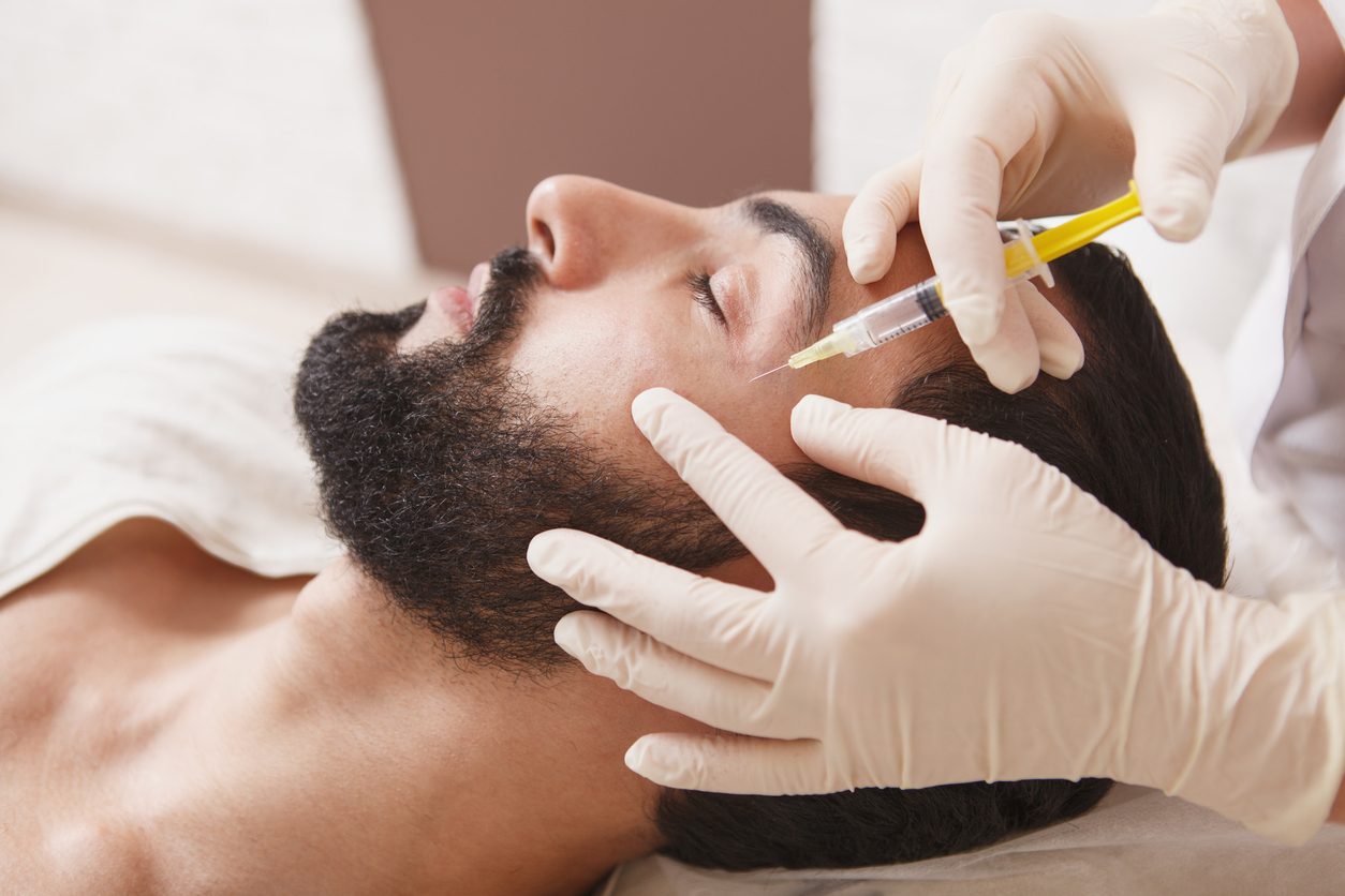 البوتوكس ليس فقط للتجميل.. دراسات تثبت فاعليته في علاج الصداع النصفي المزمن