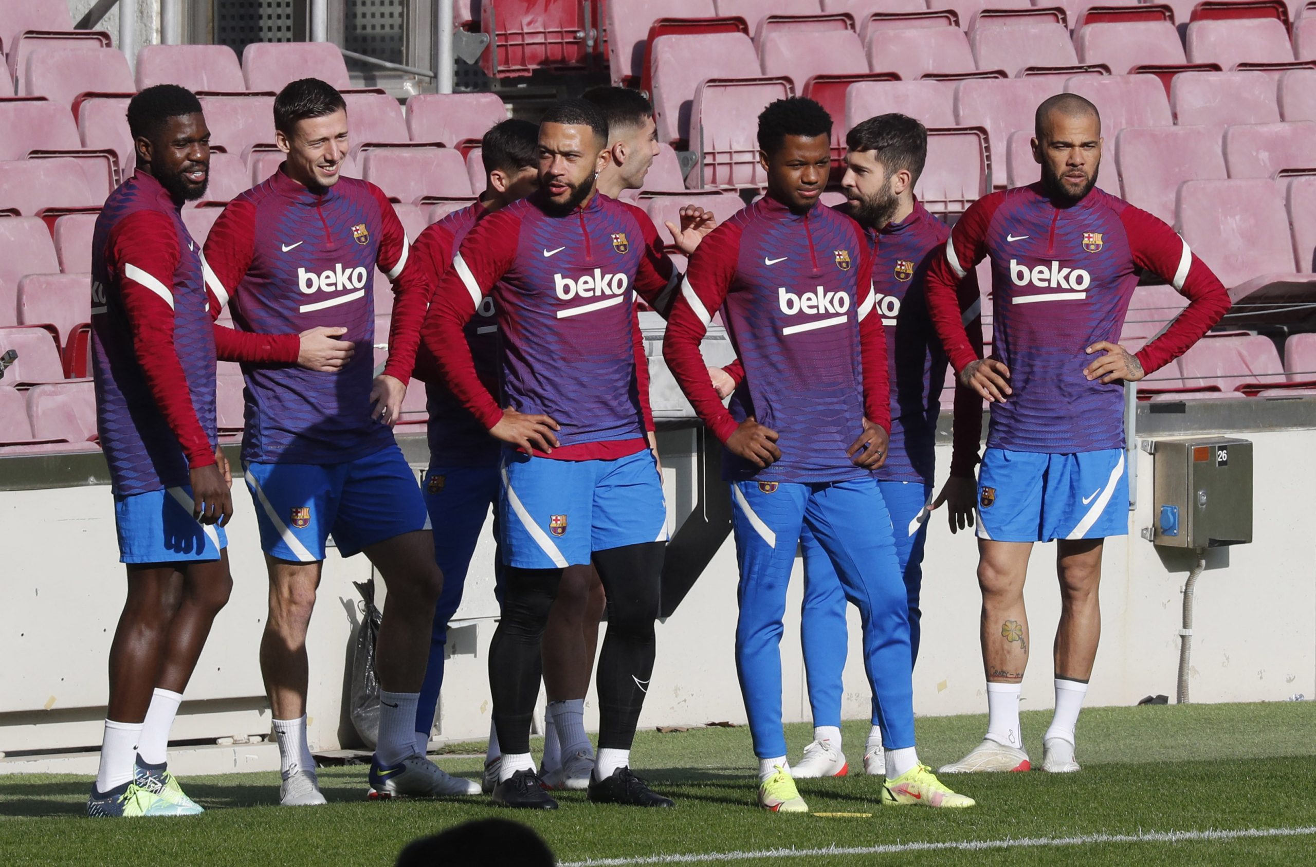 برشلونة ينوي بيع أغلى لاعب في تاريخه (رويترز)