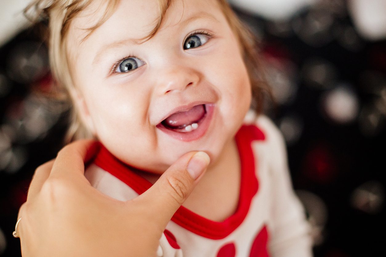 iStock/ ظهور الأسنان عند الرضع