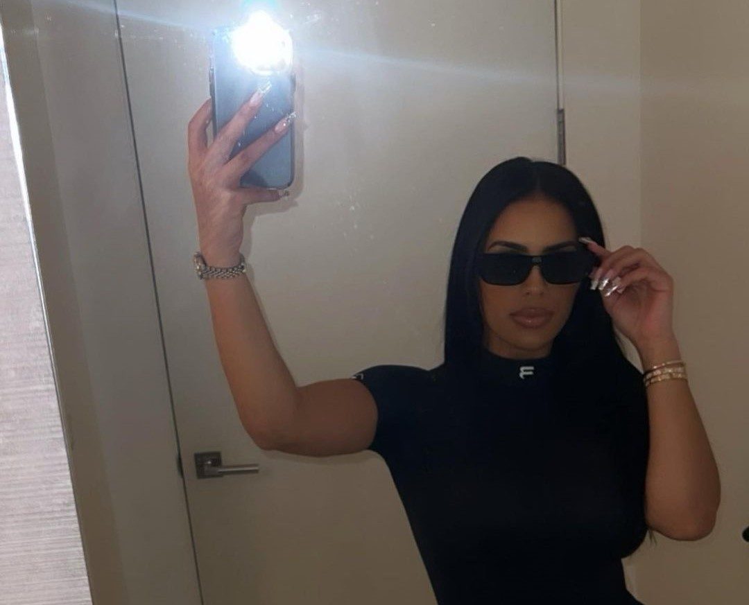 instagram/ ما حقيقة ارتباط كاني ويست بشبيهة كيم كارداشيان؟