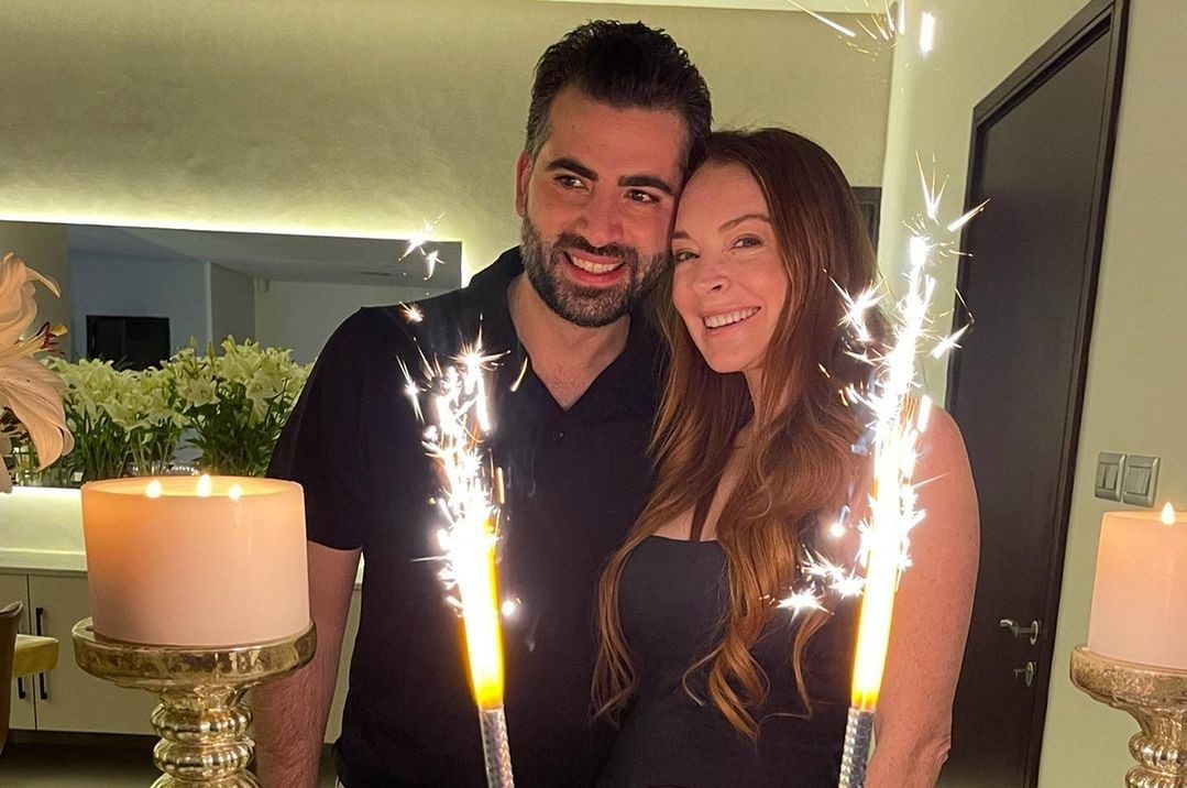Instagram/ الممثلة الأمريكية ليندسي لوهان تحتفل بخطبتها من شاب عربي في الكويت