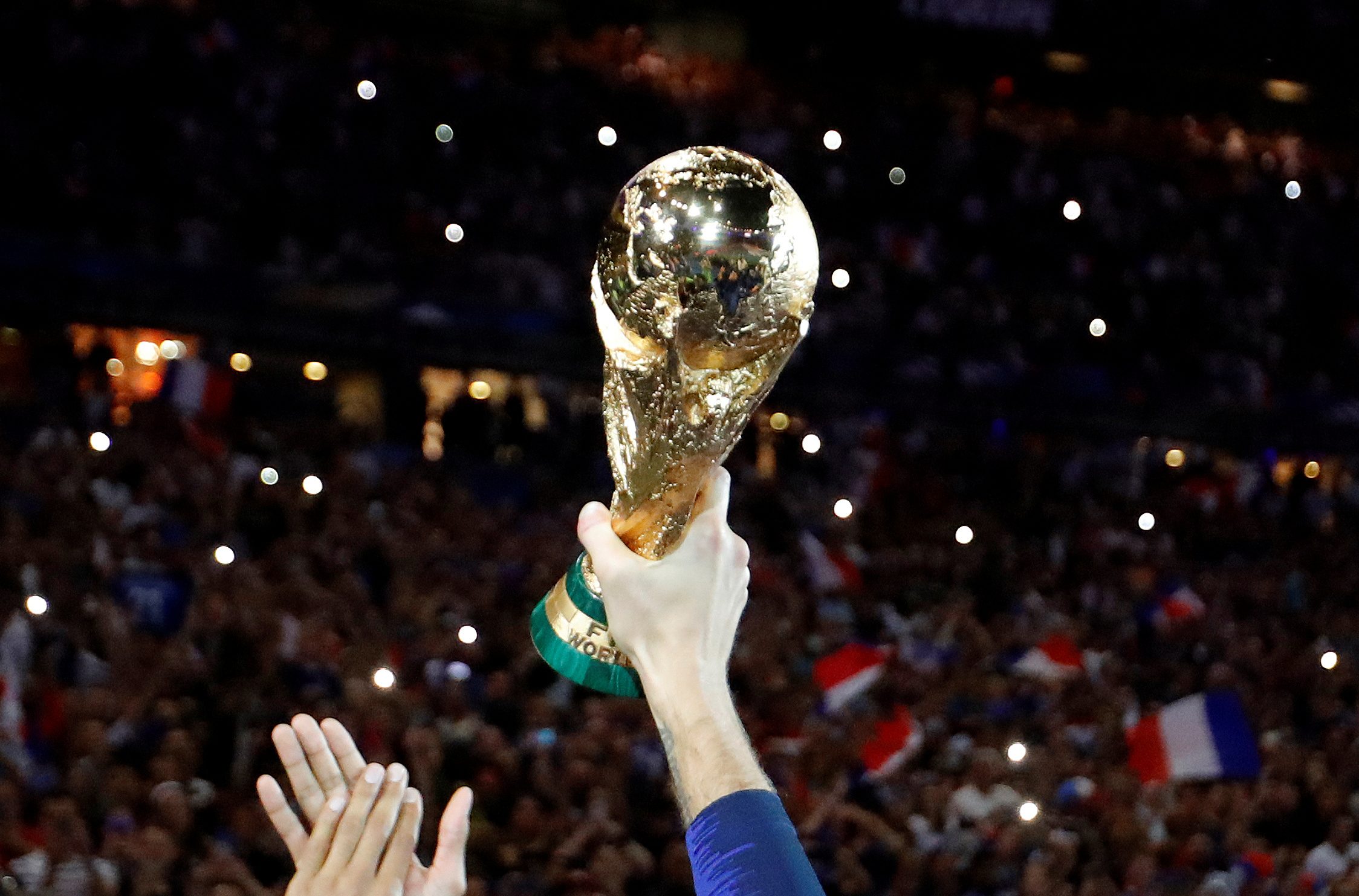 الذكاء الاصطناعي يُحدد هوية الأوفر حظاً للتتويج بكأس العالم 2022 (رويترز)