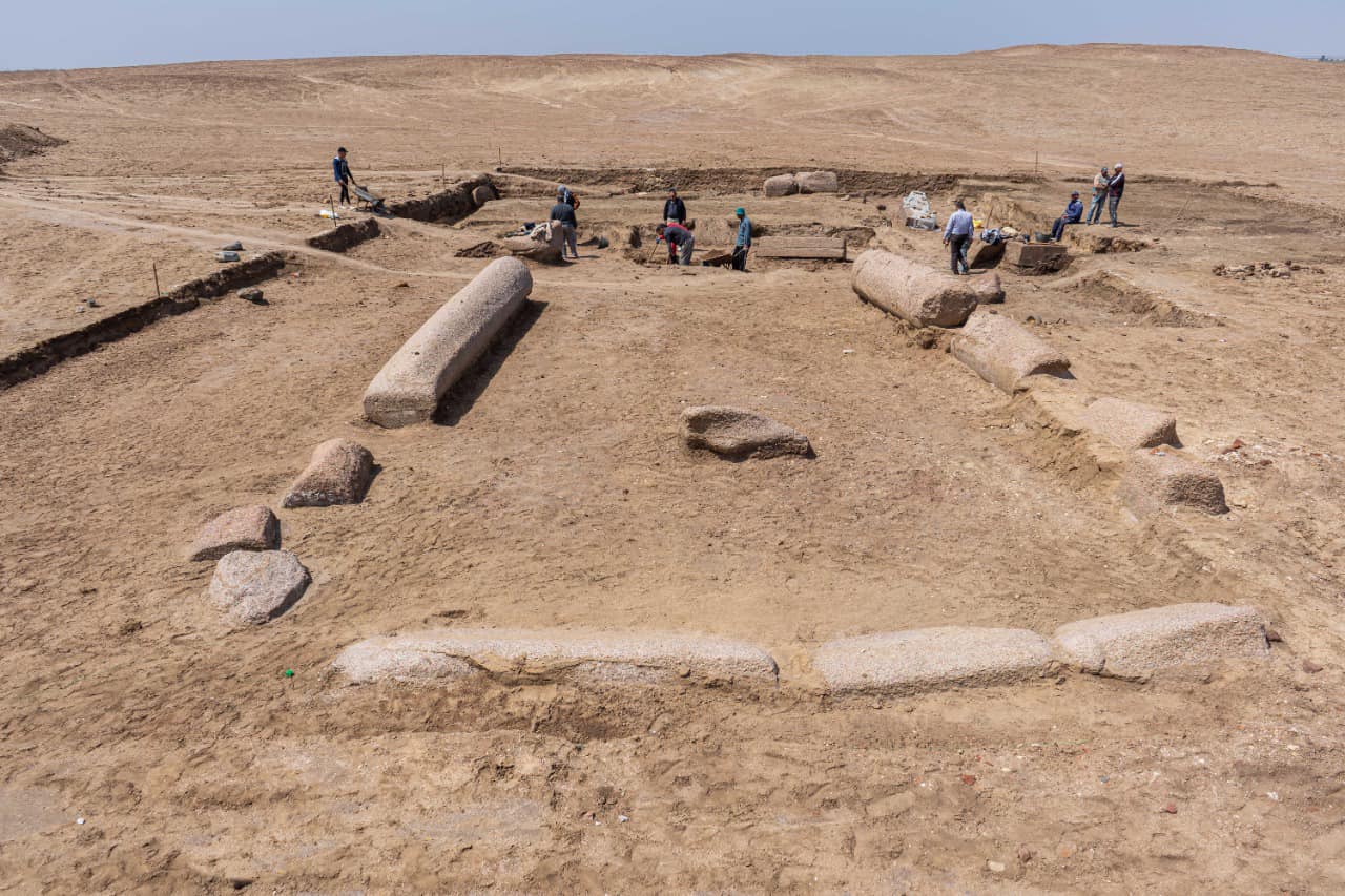 مصر تعثر على بقايا معبد إغريقي في سيناء.. له بوّابة خاصة وعمودان ضخمان من الغرانيت