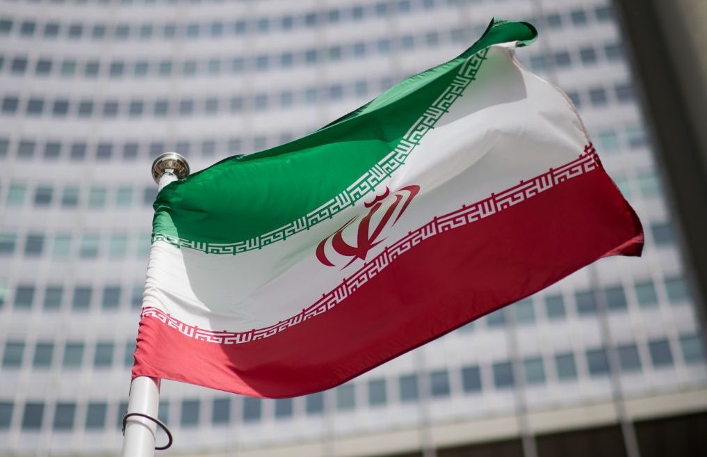 إيران