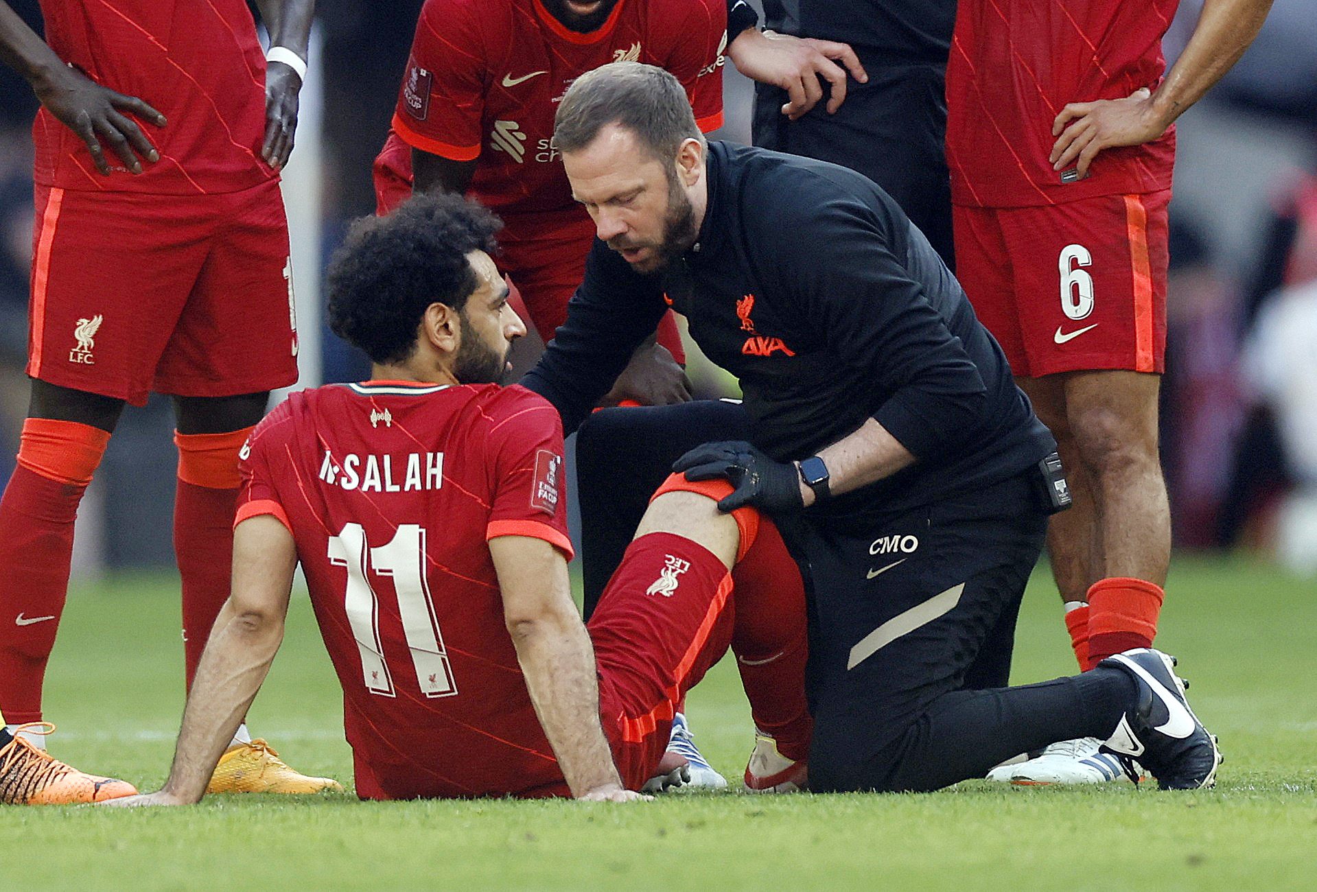 إصابة محمد صلاح (رويترز)