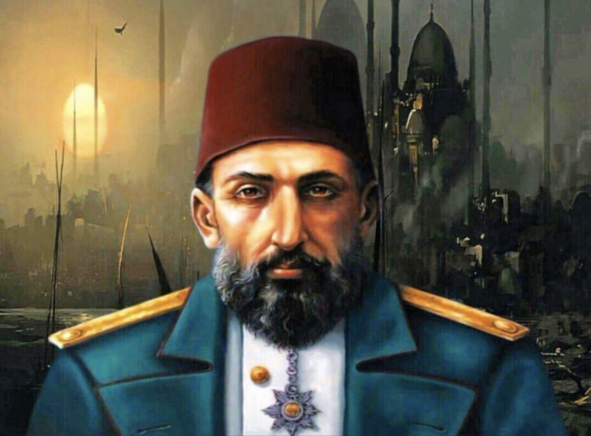 حزام الكعبة وساعة السلطان عبد الحميد الثاني ضمن آثار عثمانية معروضة في مزاد