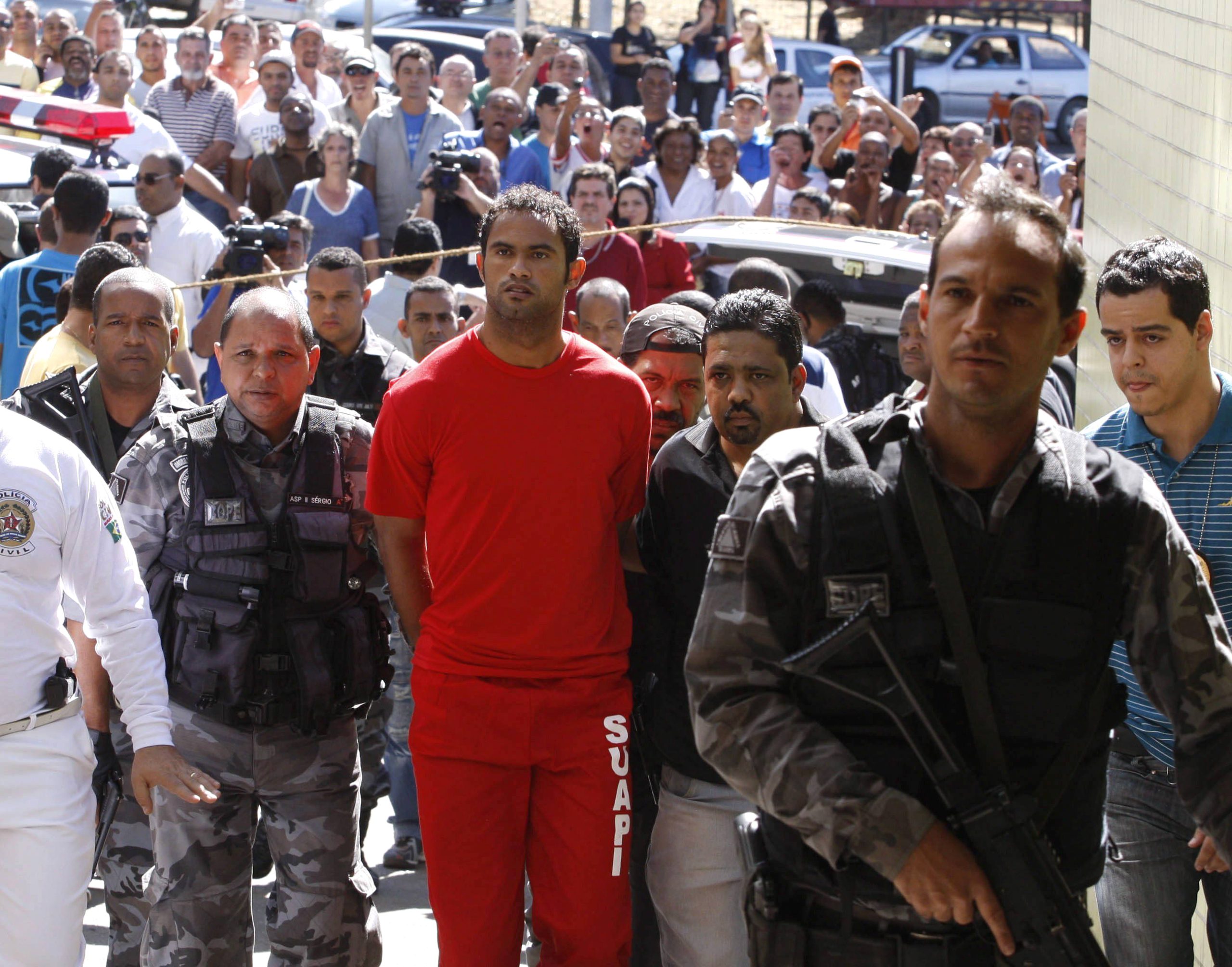 قائمة 10 لاعبين تعرضوا للسجن تضم برازيلياً قتل صديقته - gettyimages