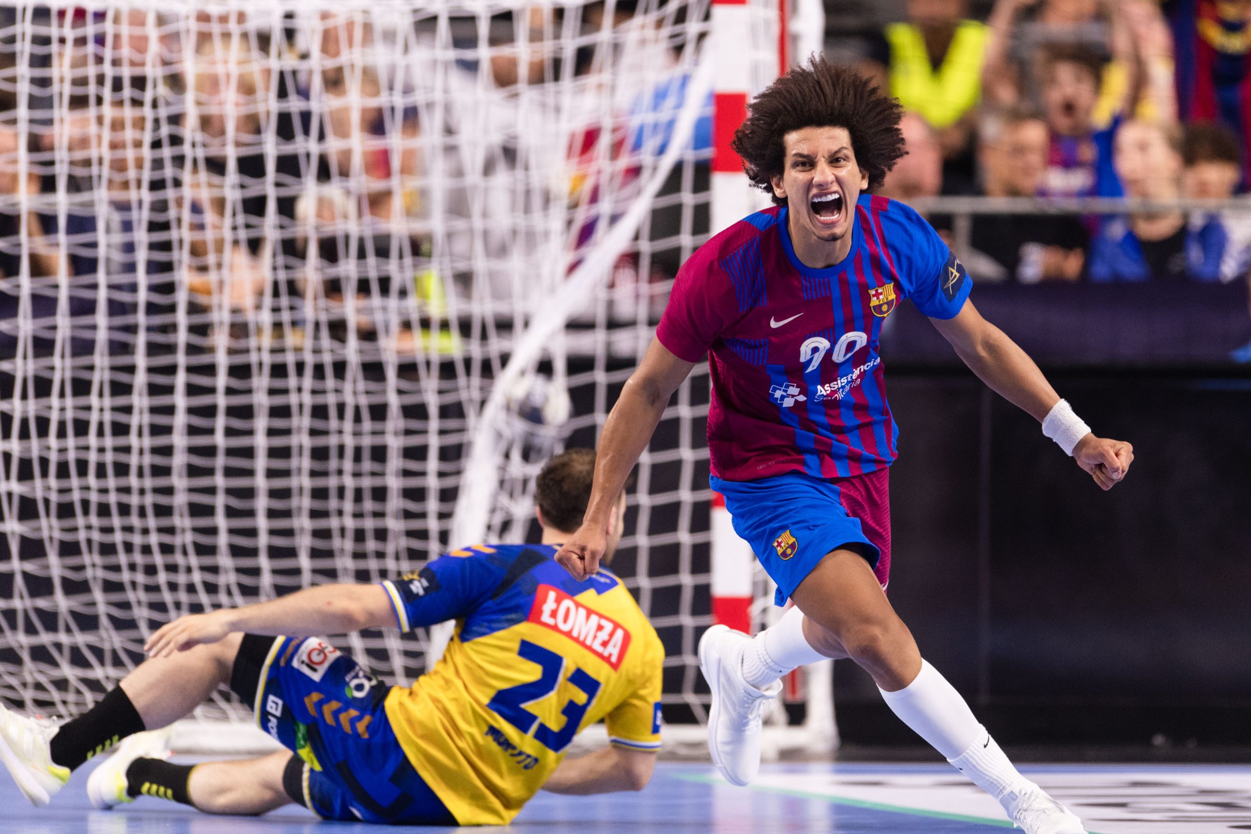 المصري علي زين يترك احتفالات برشلونة بسبب "الشامبانيا" - gettyimages
