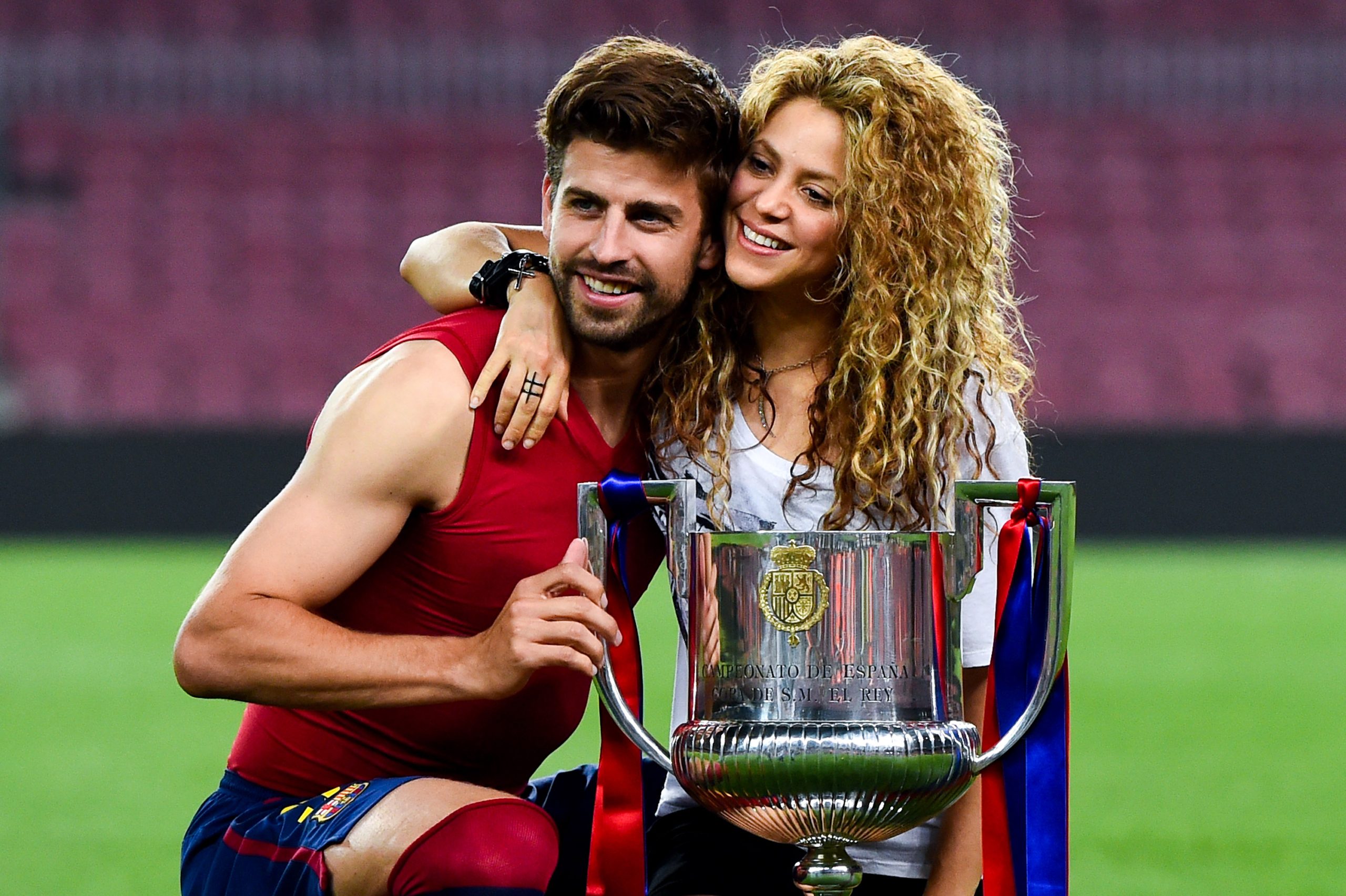 أزمة بيكيه وشاكيرا أثارت استياء تشافي مدرب برشلونة - gettyimages