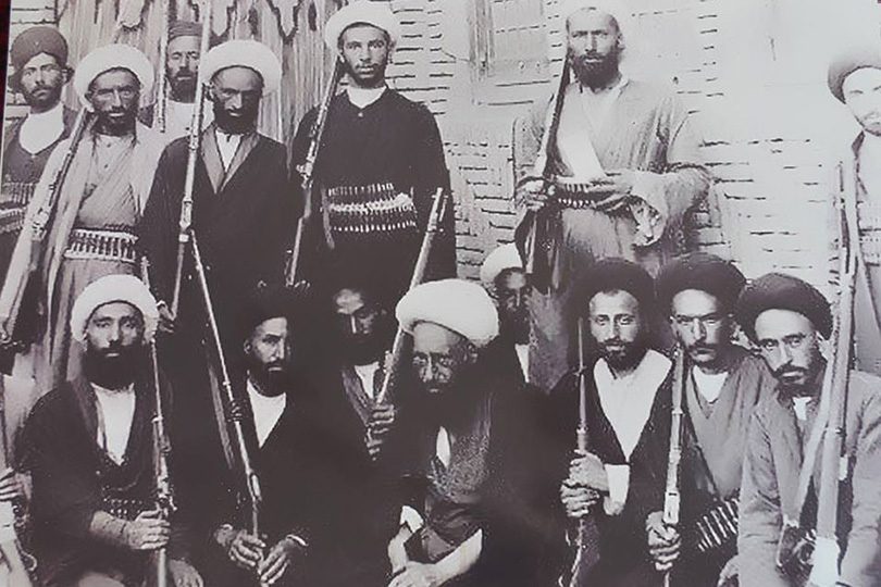 أجبرت الشاه على التراجع عن قرار بسبب “التبغ”.. أول ثورة دينية في إيران