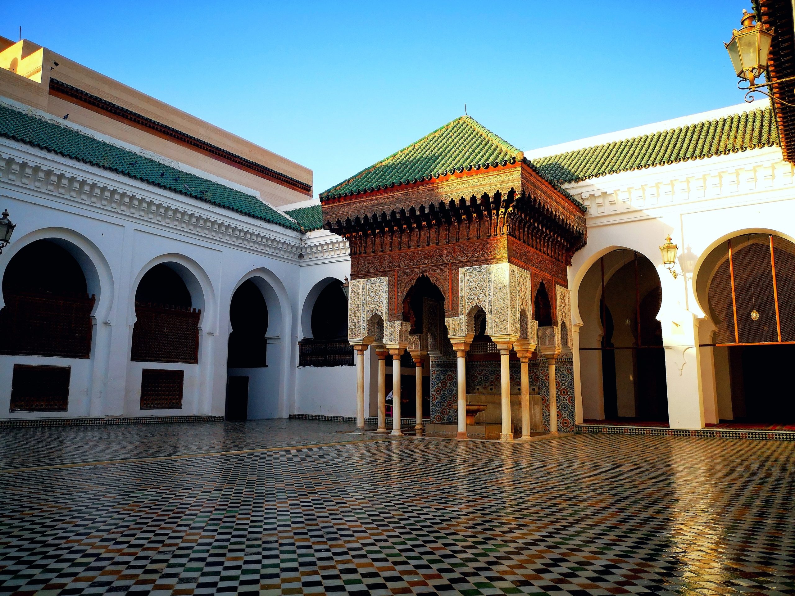 جامعة القرويين المغربية