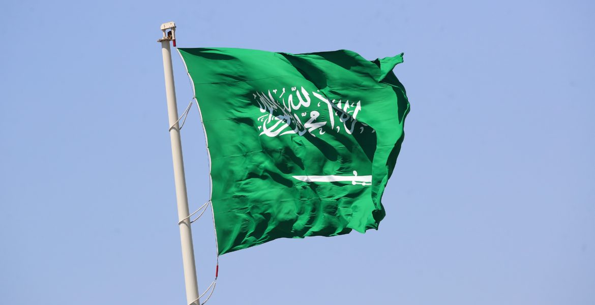 مواطنة سعودية تنهي حياة صيدلي مصري برصاصتين! رفض إعطاءها مضاد التهاب فأطلقت عليه النار