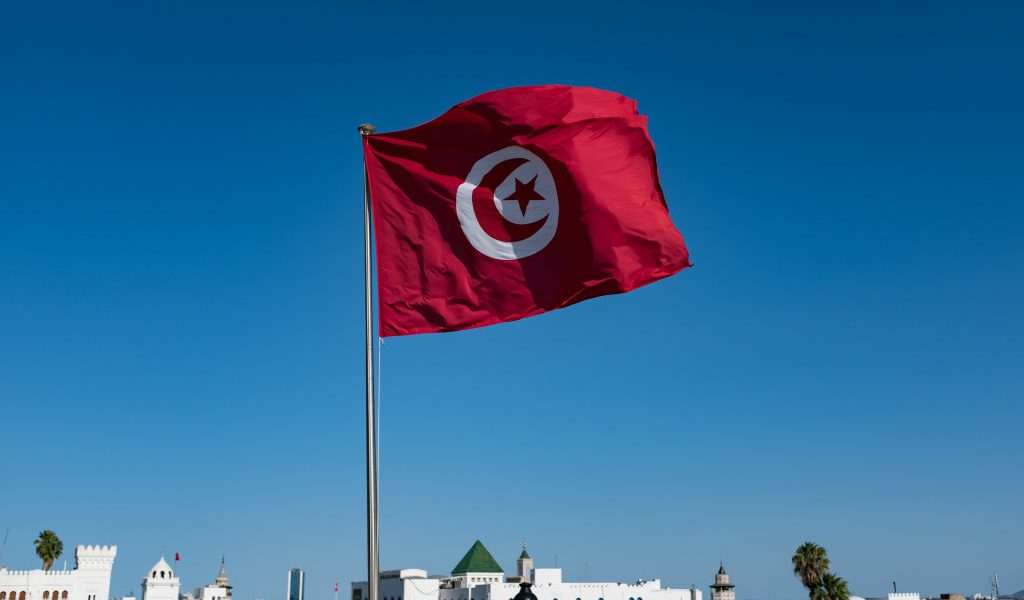 رفضت الاتهامات واعتبرتها سياسية.. جمعية بارزة بتونس تنفي تلقِّي أموال من الخارج بعد تهم بالفساد