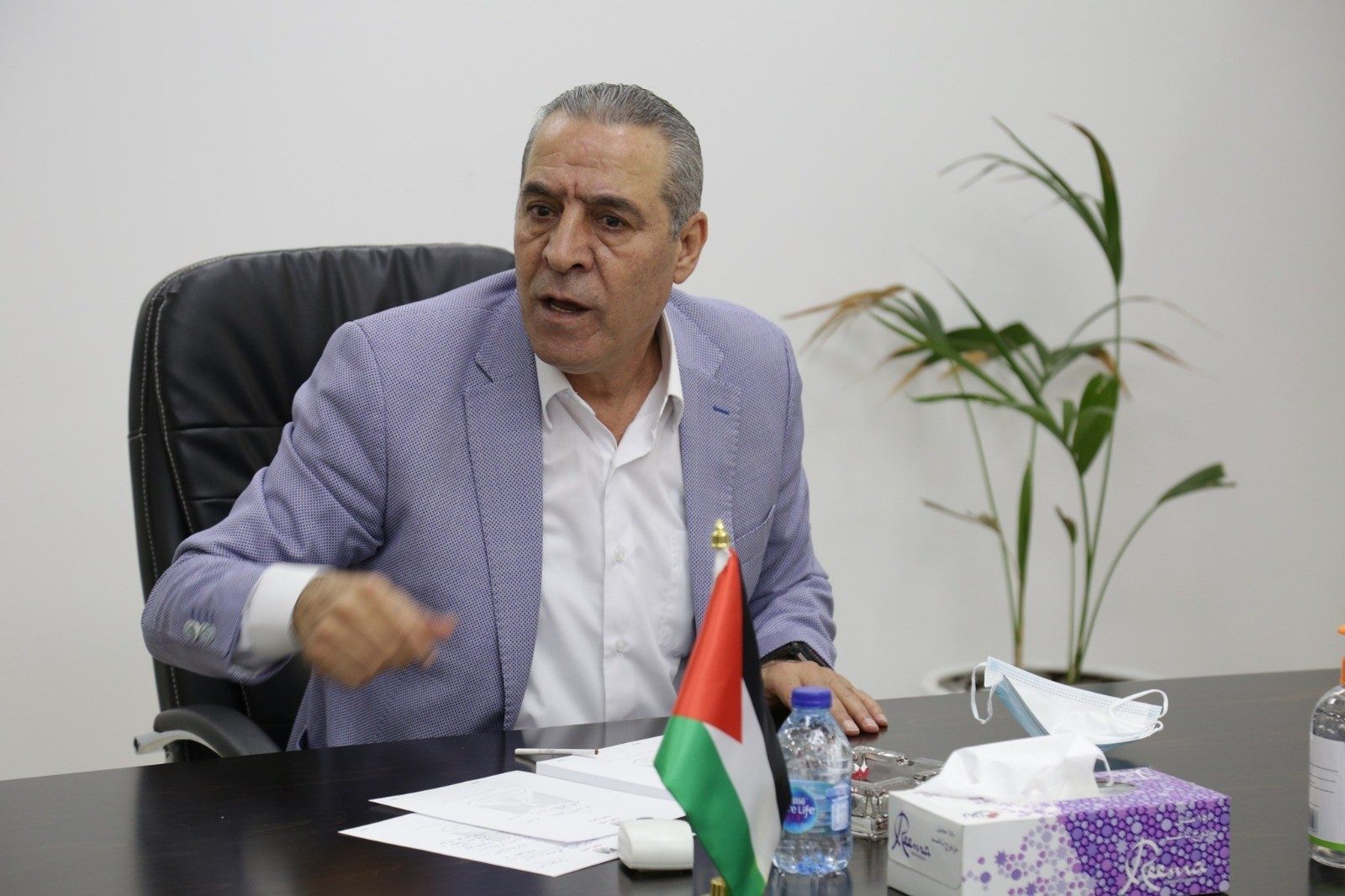 “وريث السلطة الفلسطينية الذي لا يحظى بشعبية”.. من هو حسين الشيخ خليفة عباس المفضل لدى الإسرائيليين والأمريكيين؟