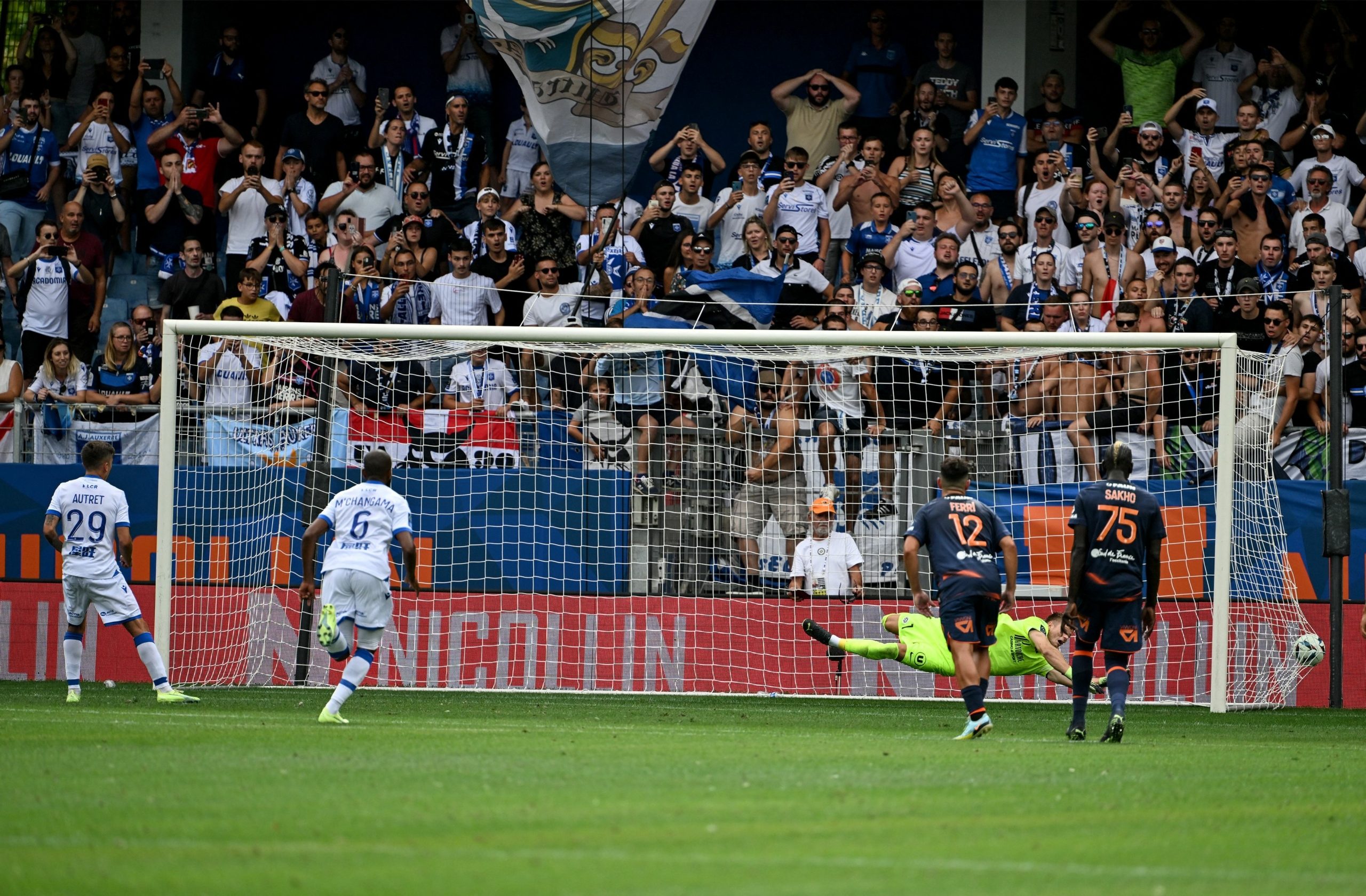 لاعب يبتكر طريقة لتسديد ضربات الجزاء - gettyimages