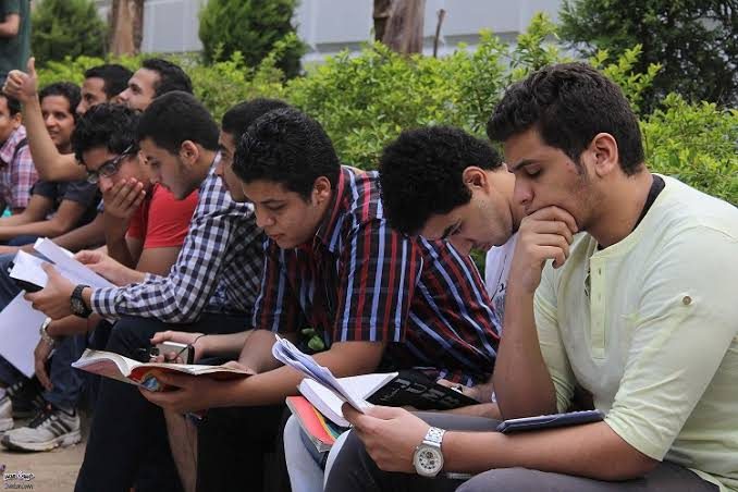 “الطالب.. طالب علم”.. هل لشباب مصر مقعد على طاولة الحوار الوطني؟