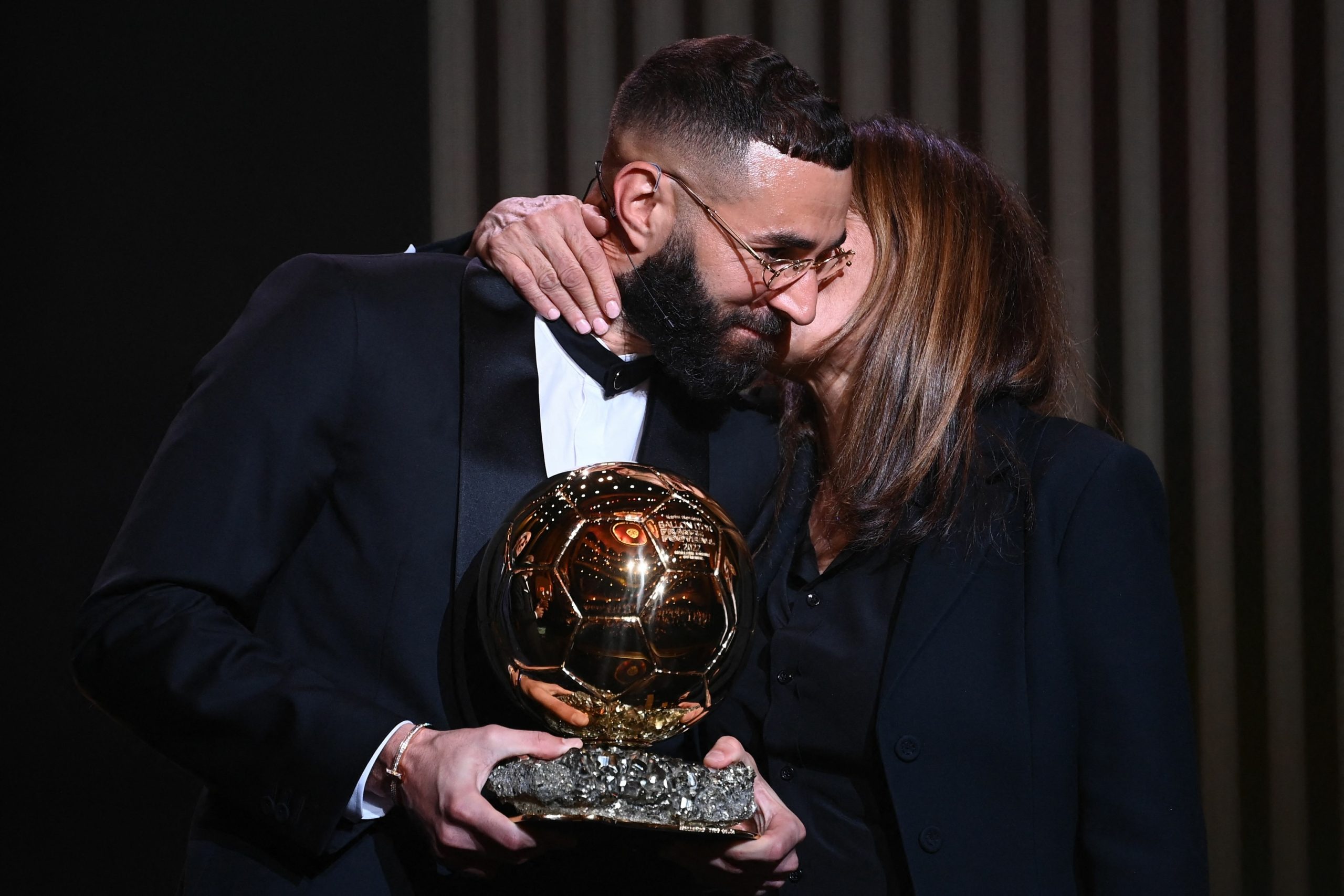 الكرة الذهبية تؤكد علاقة بنزيمة بعارضة أزياء أمريكية - gettyimages