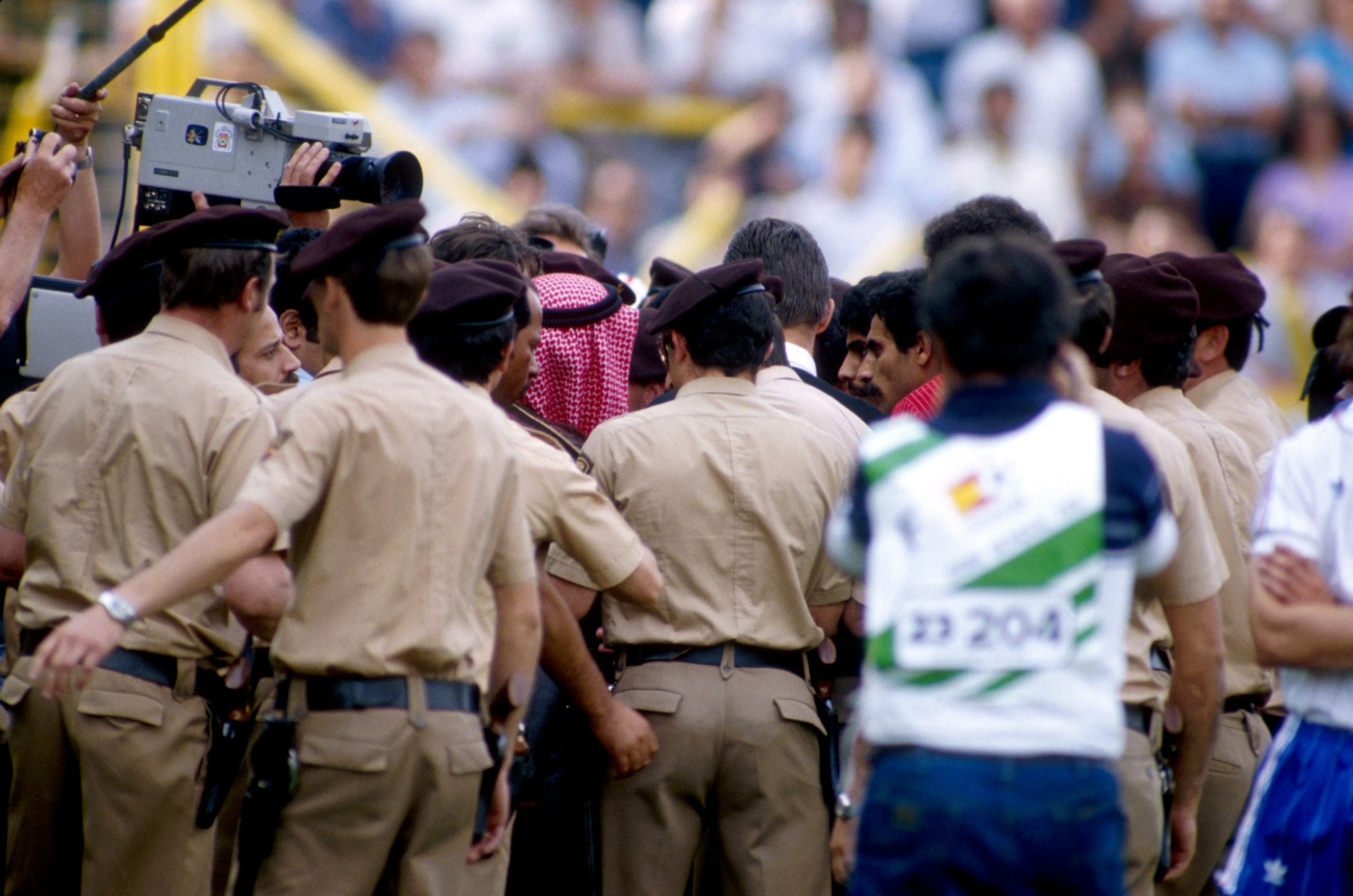 Getty Images/ الشيخ فهد الأحمد الجابر الصباح ألغى هدف فرنسا على الكويت!