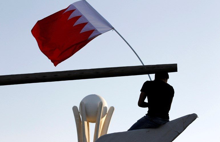 سياسيون وحقوقيون يطالبون جامعة بريطانية بقطع علاقتها مع الأمن البحريني.. اتهموها بدعم “انتهاكات الأجهزة” هناك