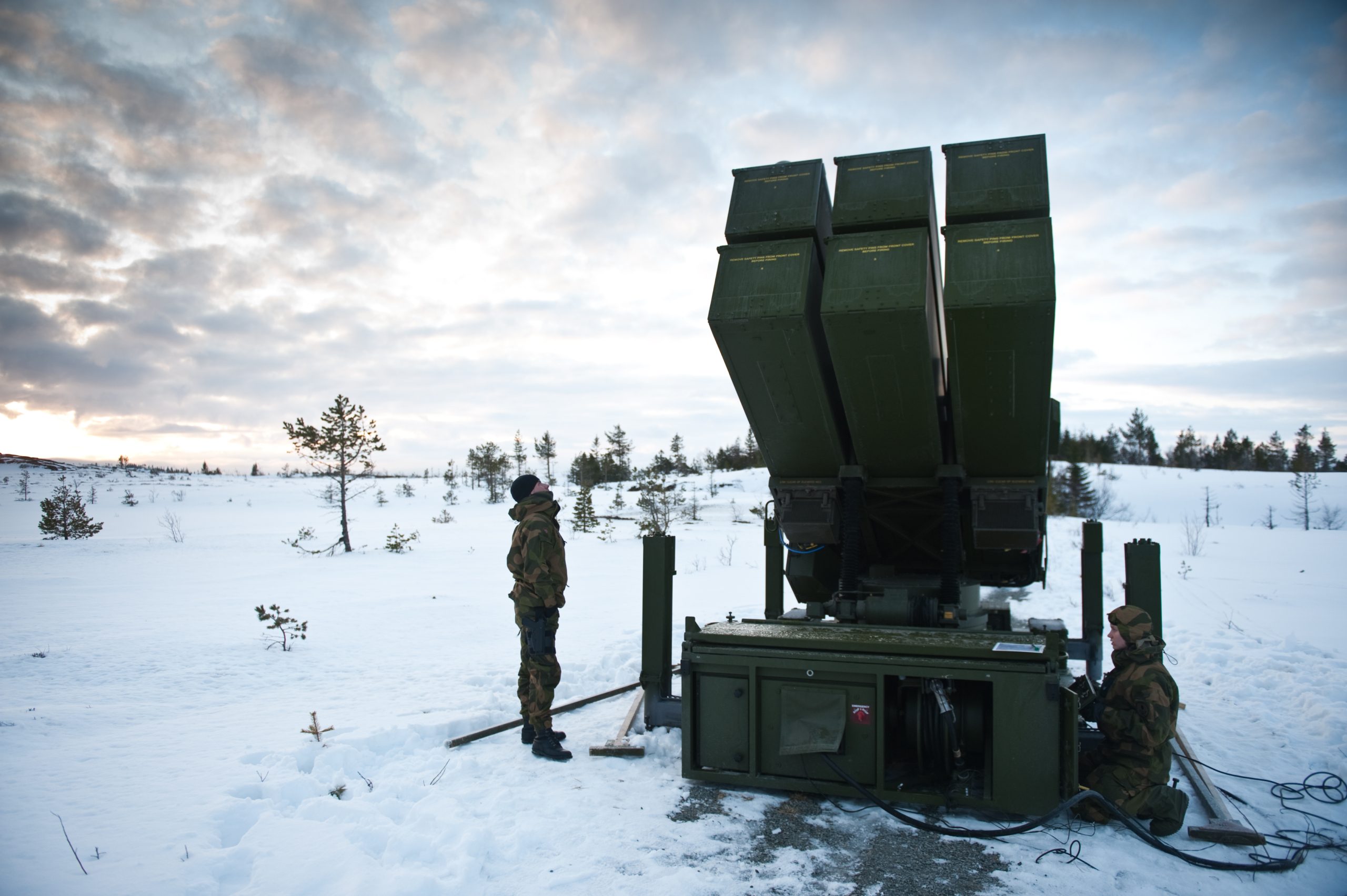 أوكرانيا تراهن على نظام “NASAMS” الأمريكي لصد هجمات روسيا الجوية، ولكن ماذا عن الصواريخ الإيرانية؟