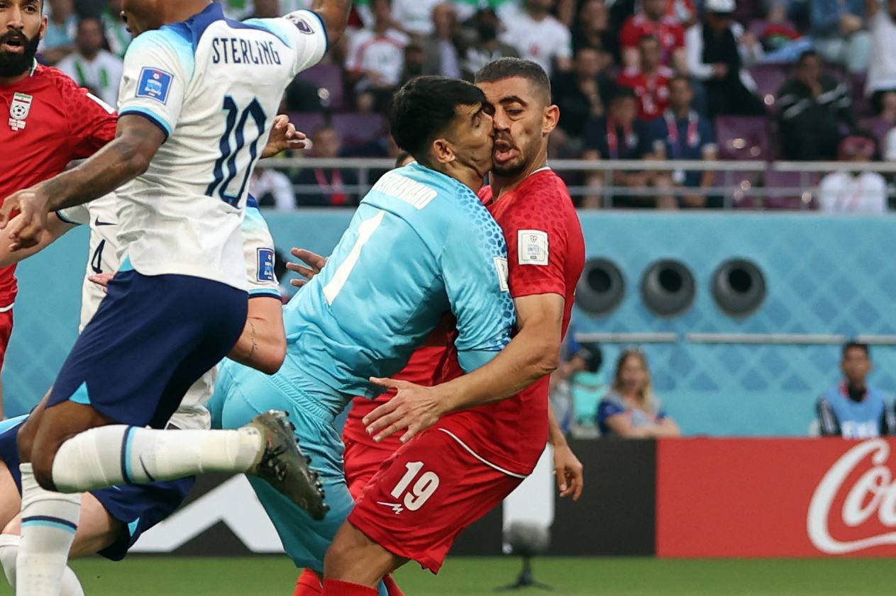 إصابة علي رضا بيرانفاند